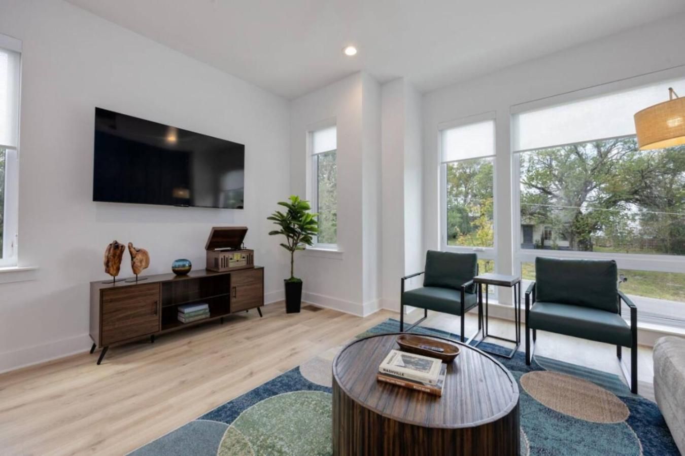 Holiday home The Ryman 4 Bedroom Haven With Scenic Rooftop
