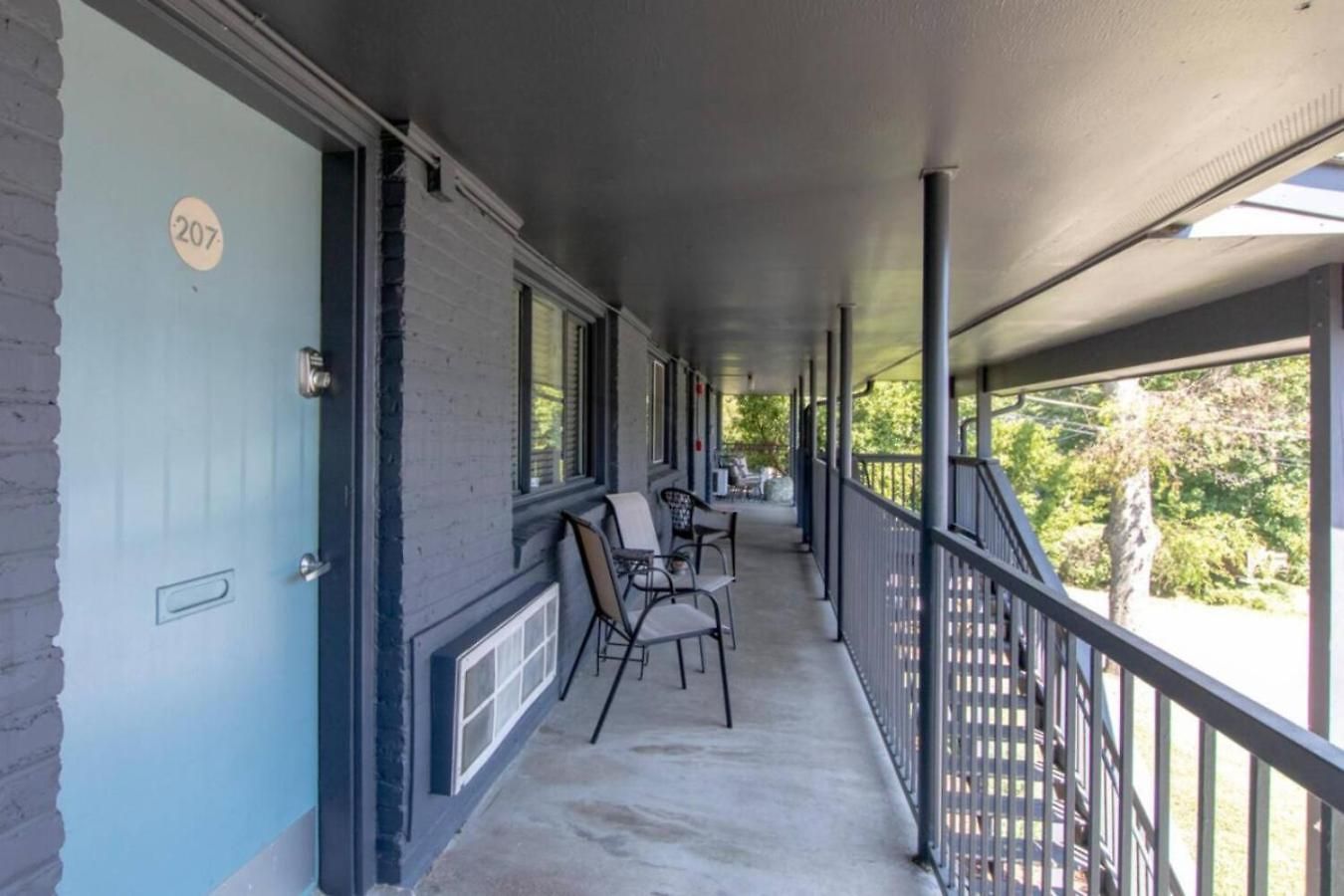 Apartment Urban Hideaway Cozy With Pool Access *
