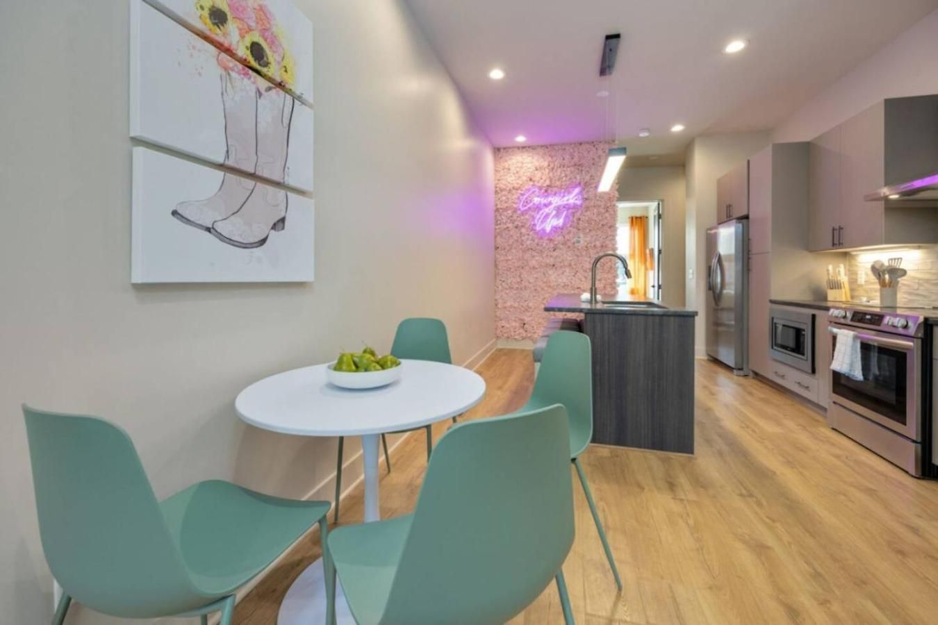Holiday home Cowgirl Up 4bd 4.5bth Rooftop Views *