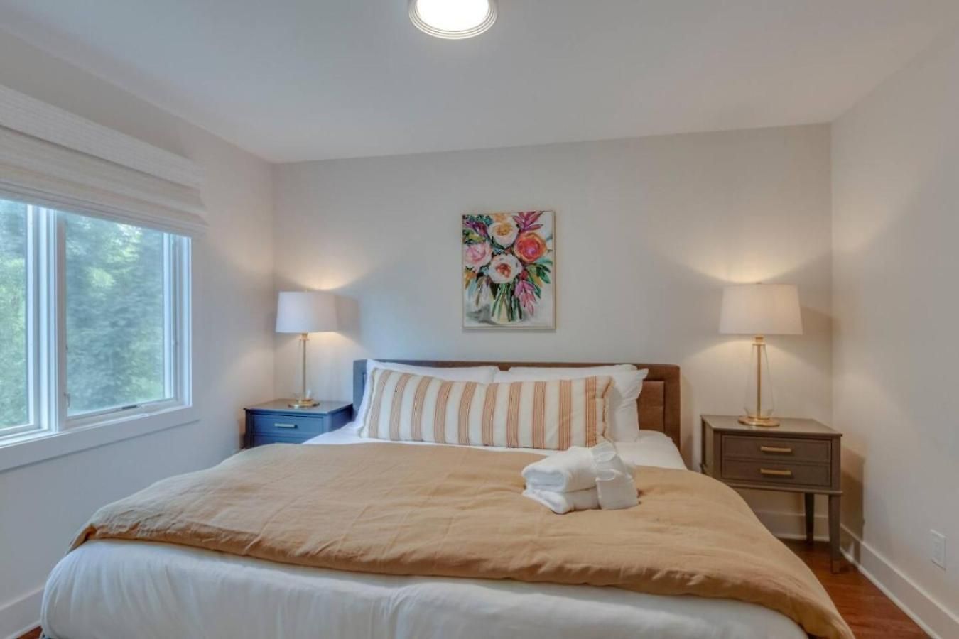 Modern 4 Bedroom 2.5 Bath Gorgeous Getaway Holiday home Nashville