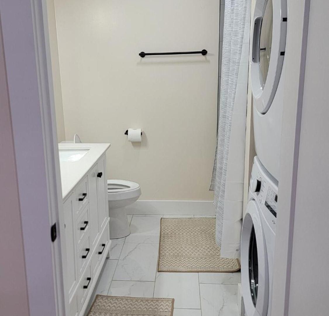 Adorable, Cozy, Private 1bed1bath, Fenced Yard, Sunroom, Deck