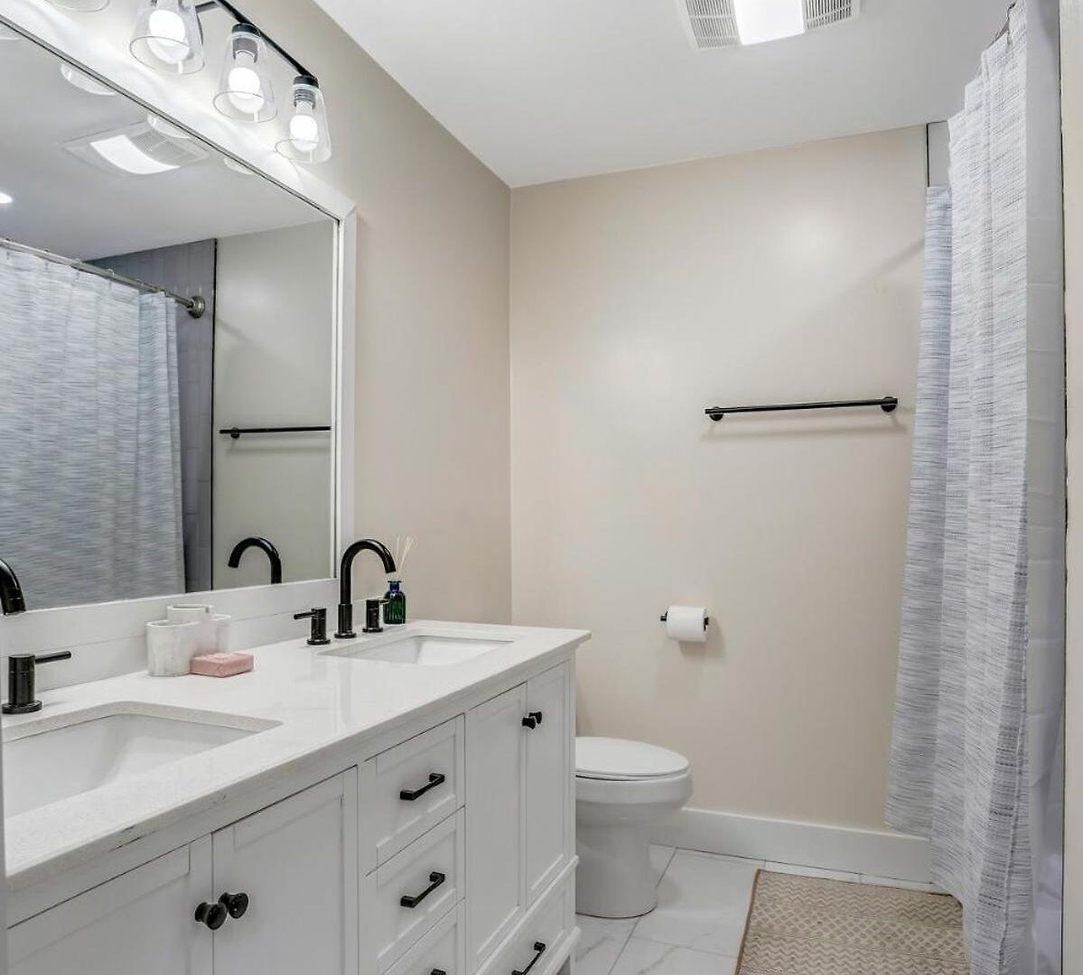 Adorable, Cozy, Private 1bed1bath, Fenced Yard, Sunroom, Deck Holiday home