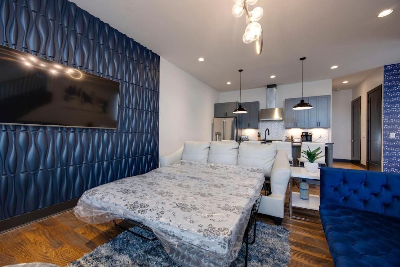 Two Townhomes Blue Dreams And Rustic Elegance *