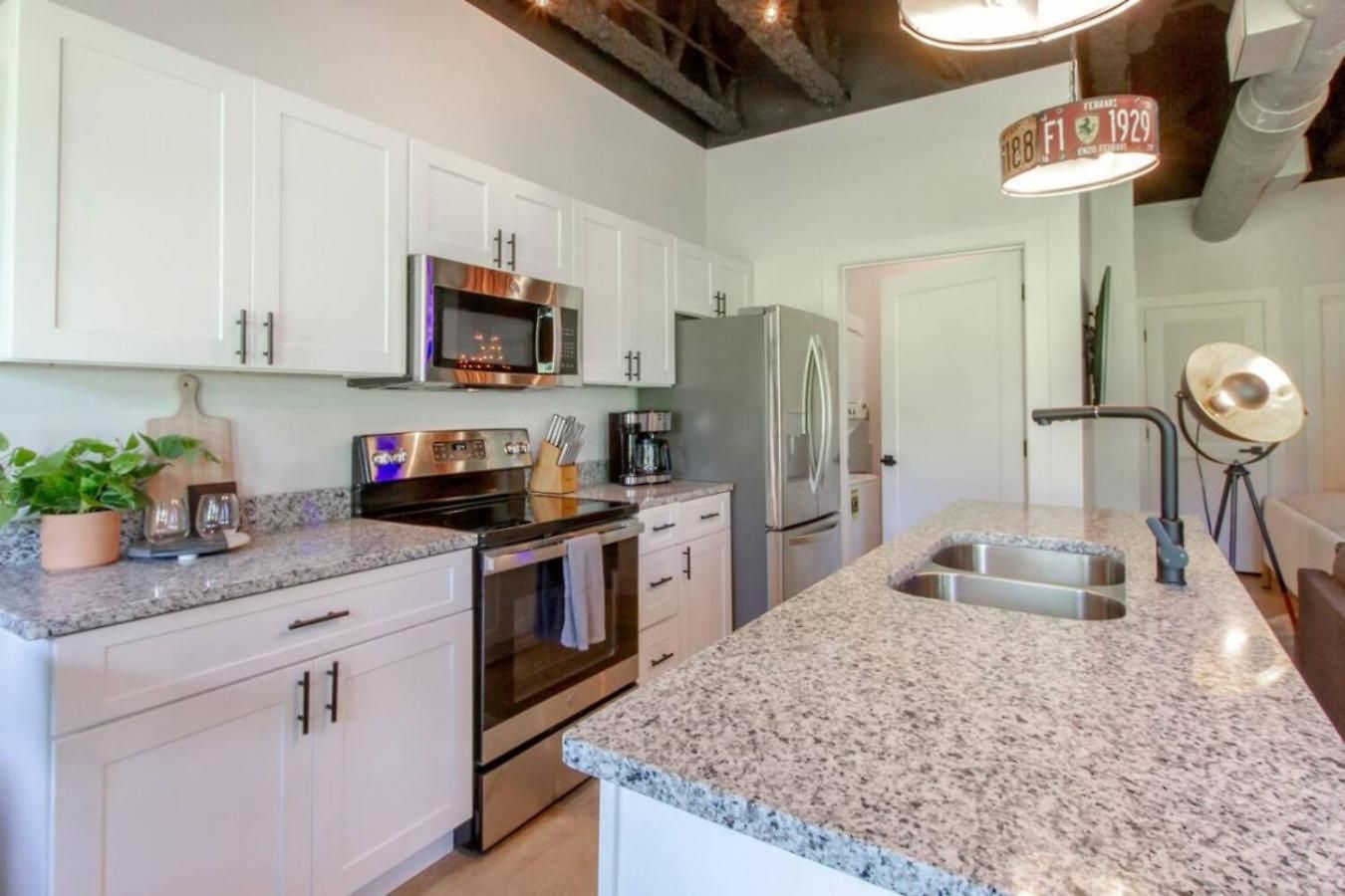 Stylish Haven In South Apartment *