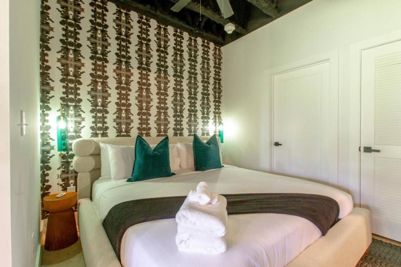 Apartment Vibrant Retreat - South Nashville