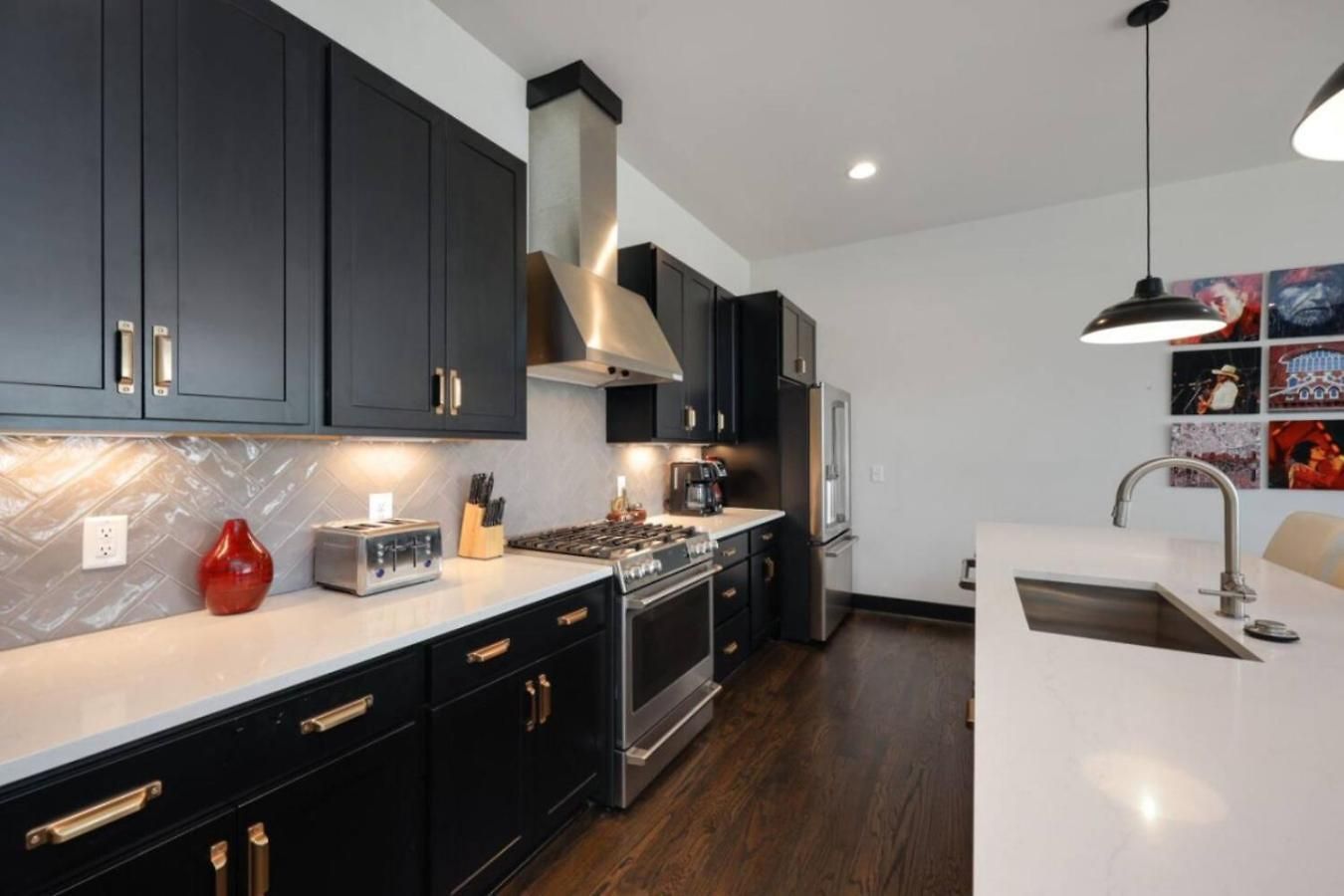 Urban Elegance Rooftop Lounge With Hot Tub Holiday home Nashville