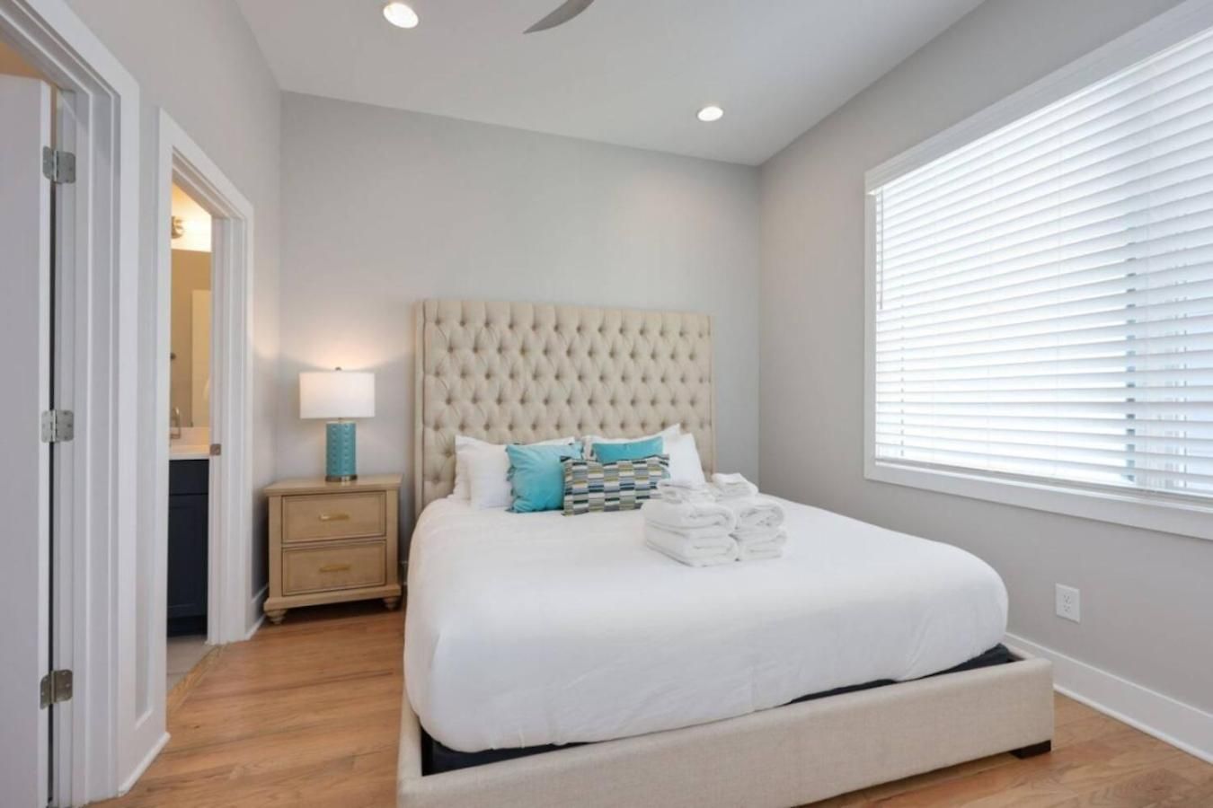Holiday home Urban Escape Rooftop Lounge With Skyline Views Nashville