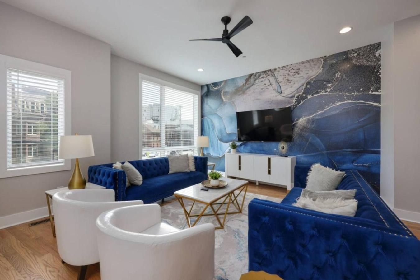 Metro Charm - Rooftop Lounge - Hot Tub