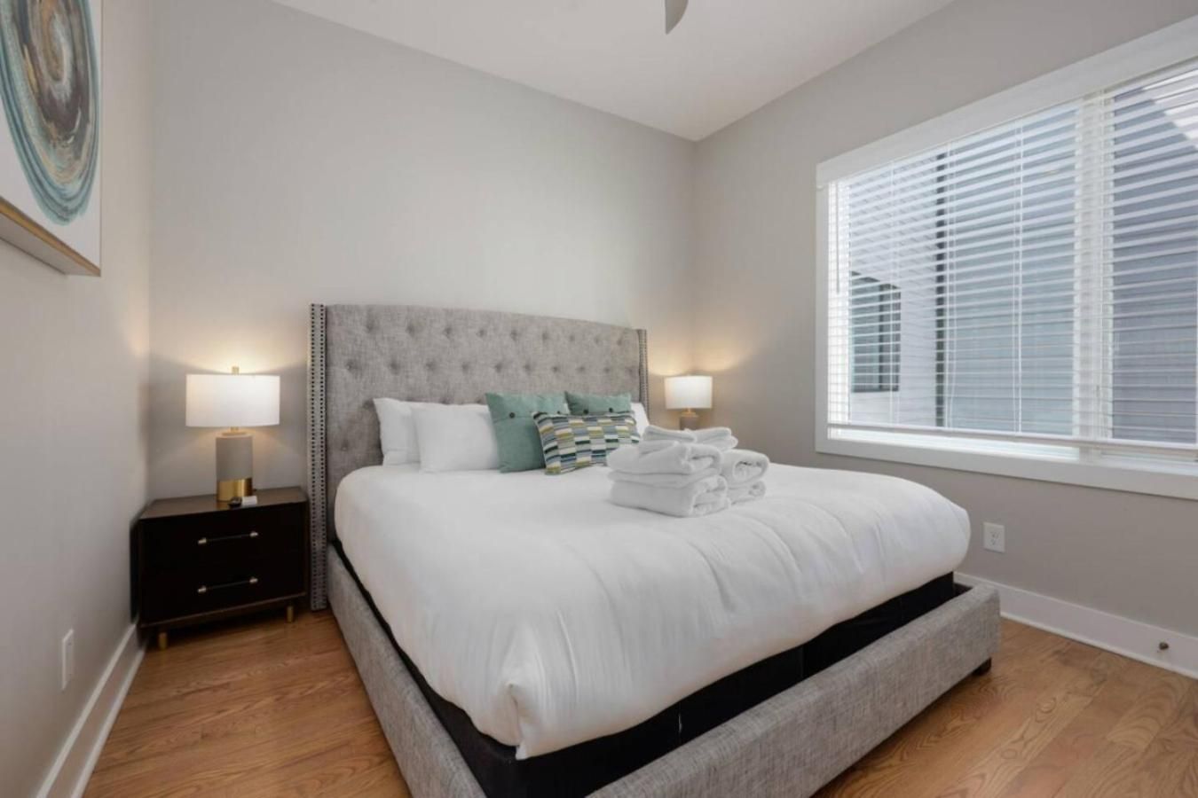 Holiday home Urban Escape Rooftop Lounge With Skyline Views *