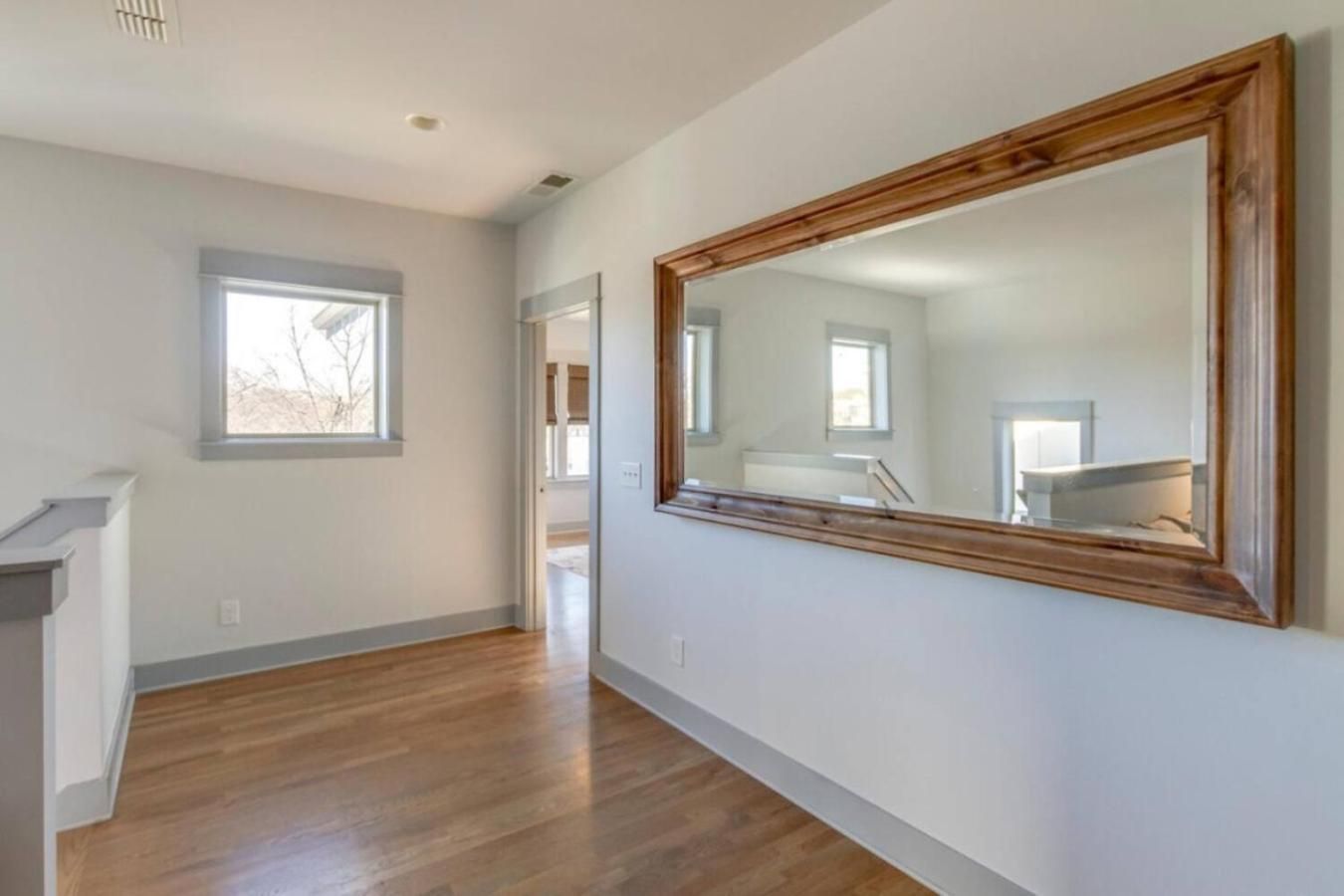 Cleveland Park Charmer- Full Kitchen- Private Yard Holiday home Nashville