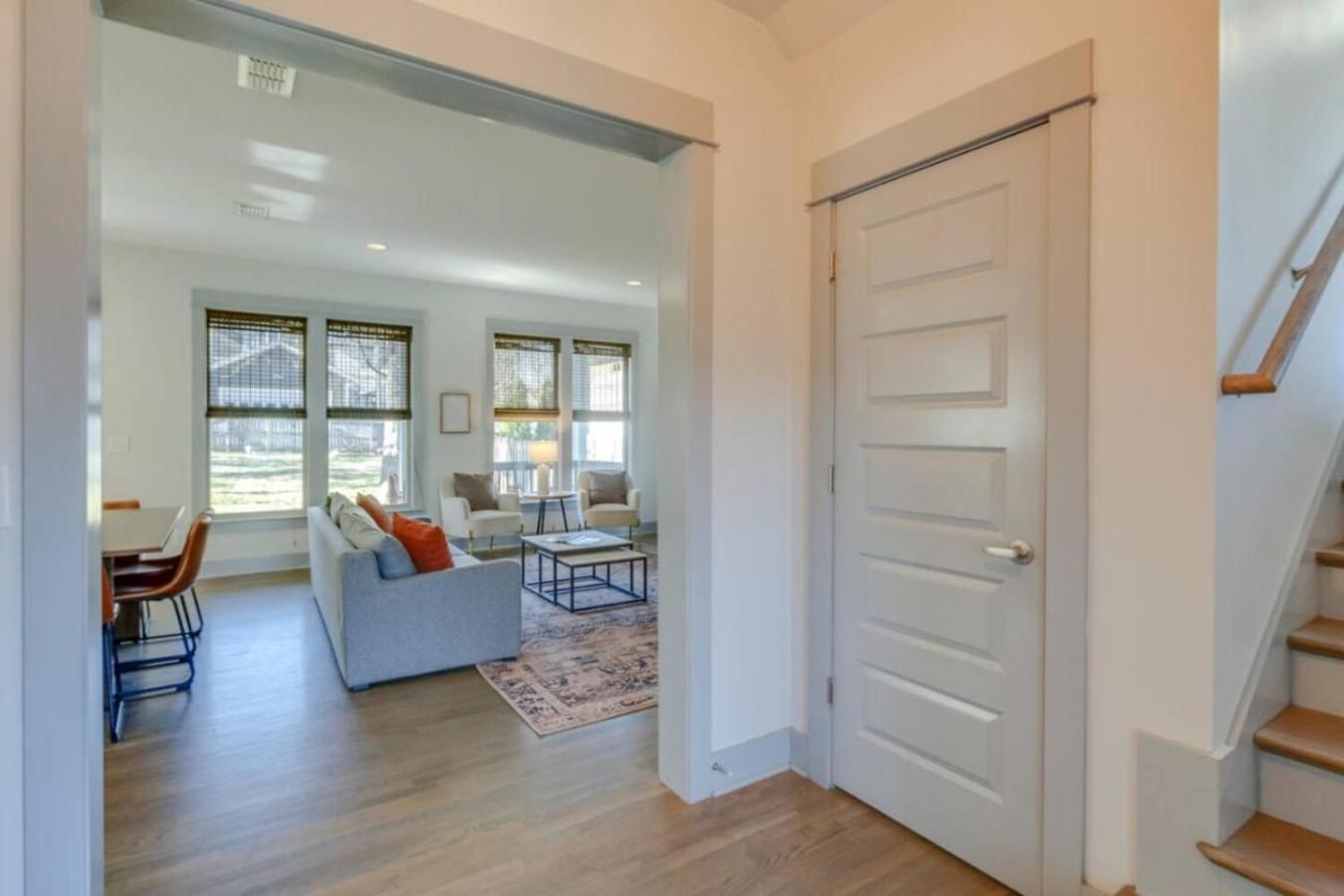 Cleveland Park Charmer- Full Kitchen- Private Yard Holiday home *