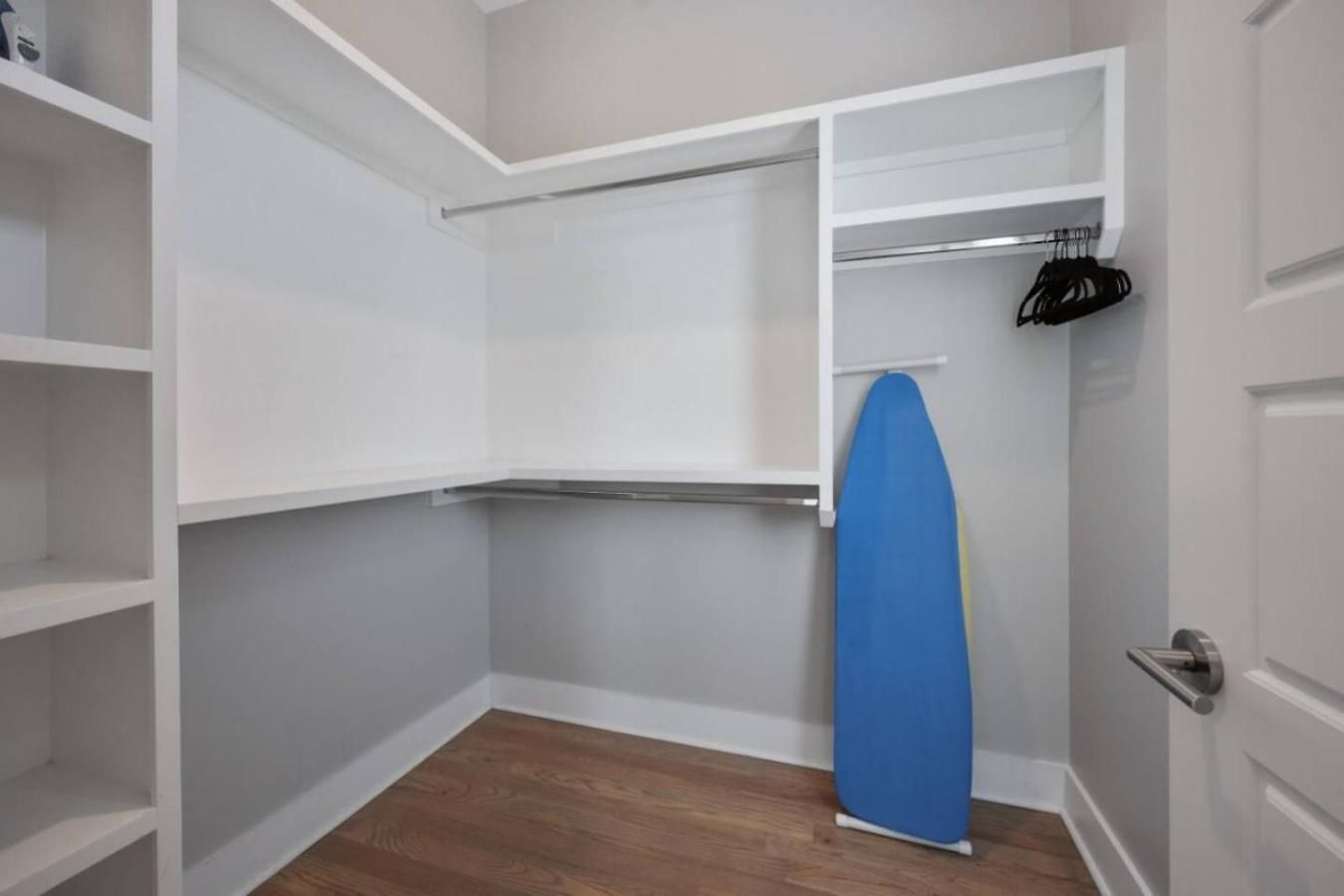 West End Wonder - Rooftop Lounge - Shuffleboard Holiday home