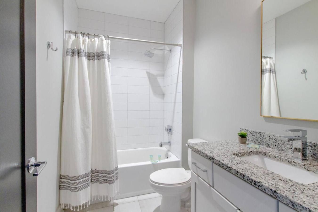 Holiday home Harmony Of Dual Townhomes With 14 Beds *