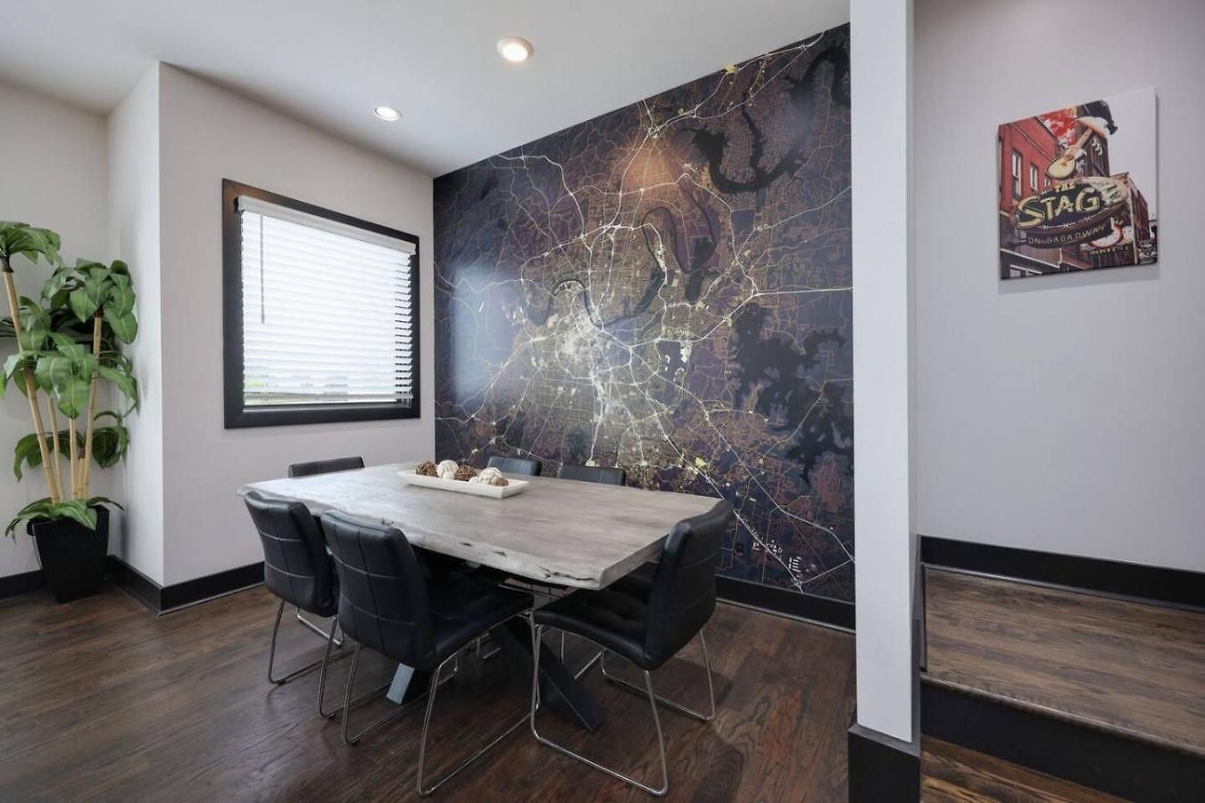 Two Townhomes- Rooftop Lounge- Hot Tub- Views *