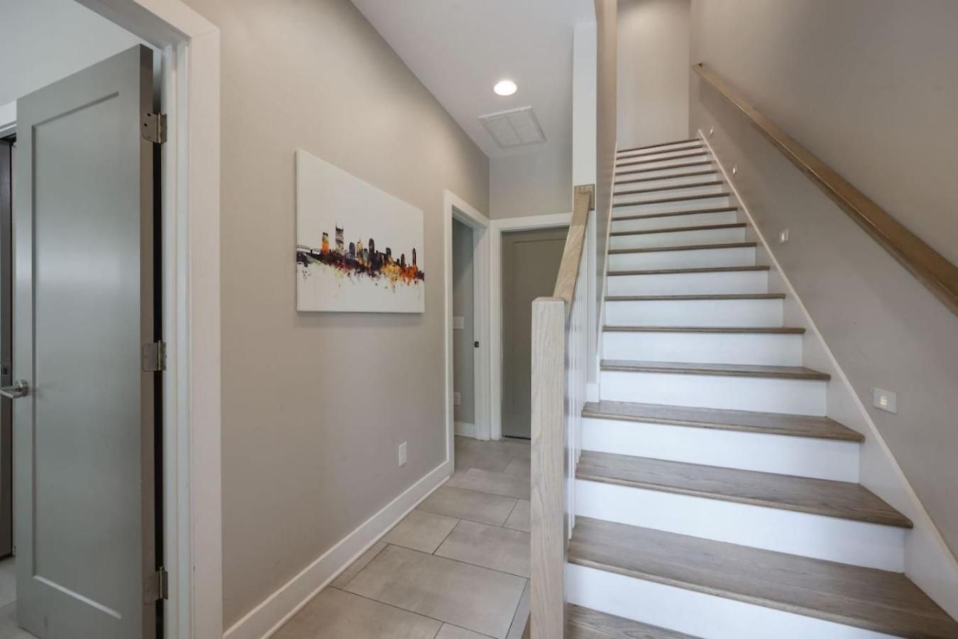 Two Townhomes - Hot Tubs And Rooftop Balconies Holiday home Nashville