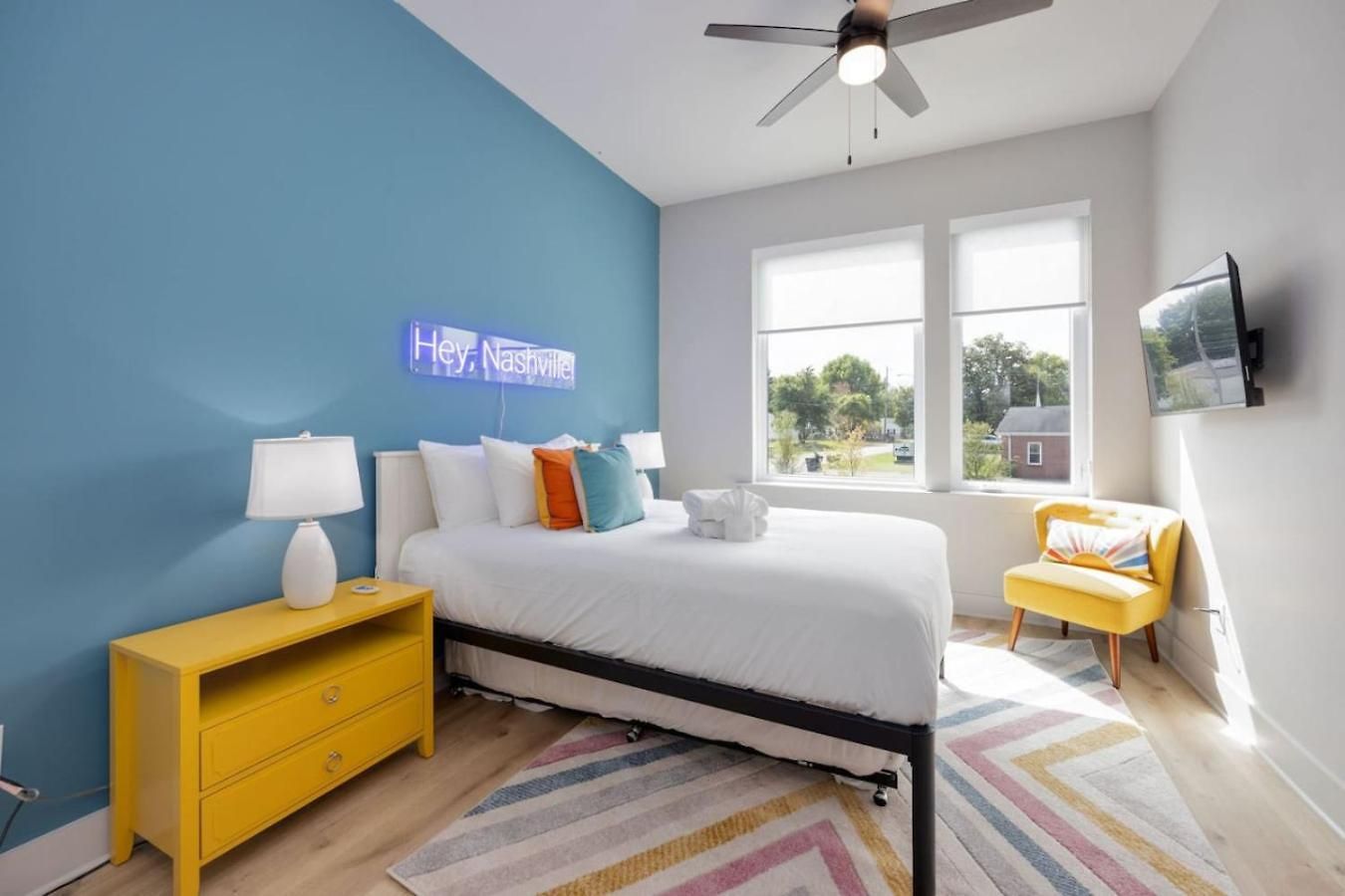 Holiday home Hey Dolly Denim Dual Townhomes