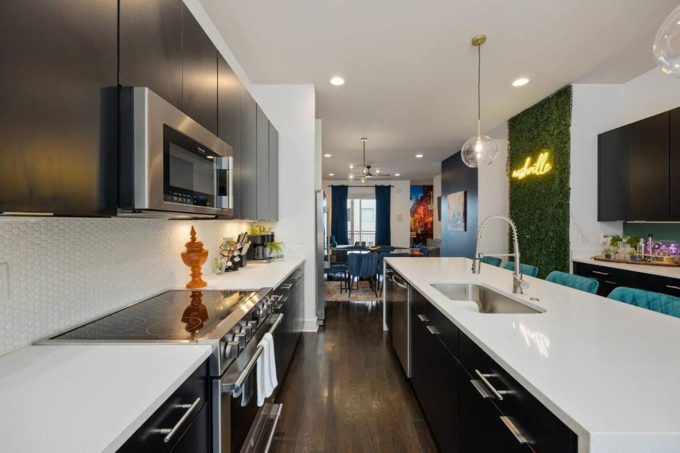 Luxury Double Townhomes With Two Huge Sky Rooftops Nashville