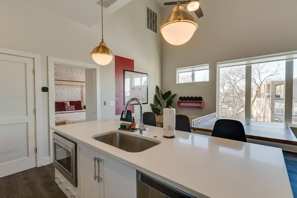 Apartment West End 4 Bd,4bath Walk To Bars-close To Broadway Nashville