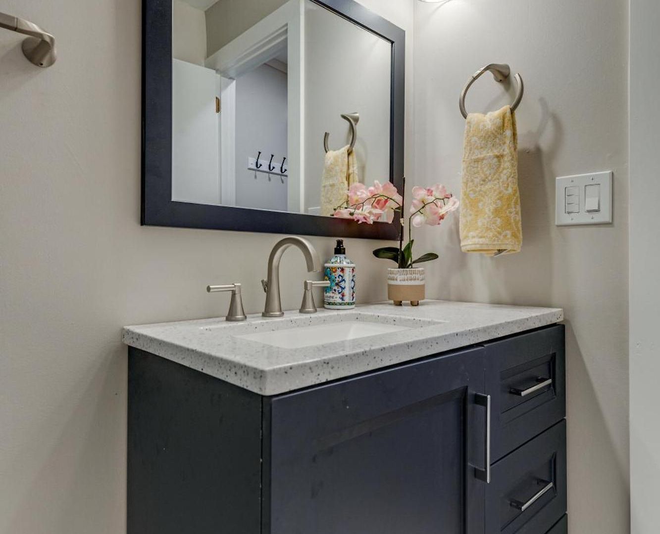 Midtown, Centennial, Vanderbilt Cozy, Cute, Private, And Very Convenient - 607 28th Ave. Unit A * Nashville