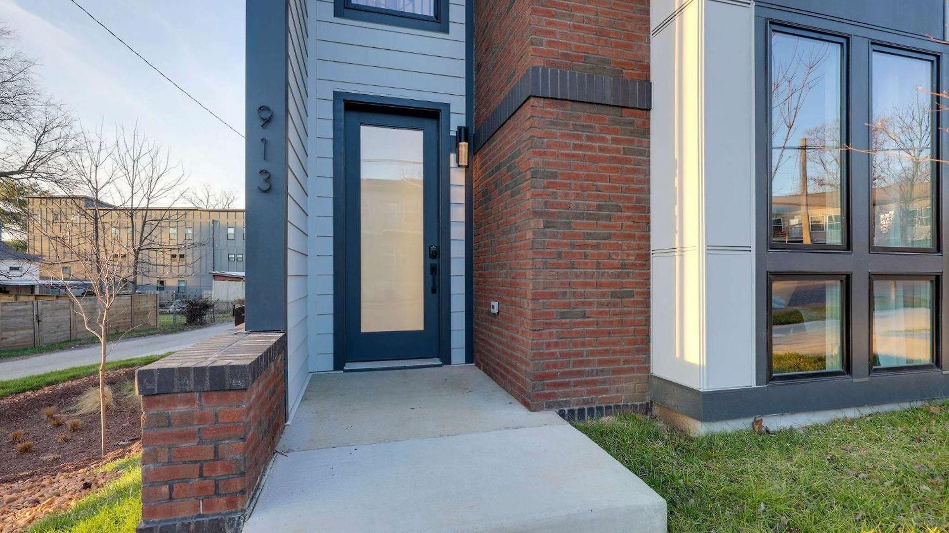 Holiday home The Aster - Rooftop Patio 2 Miles To Broadway *