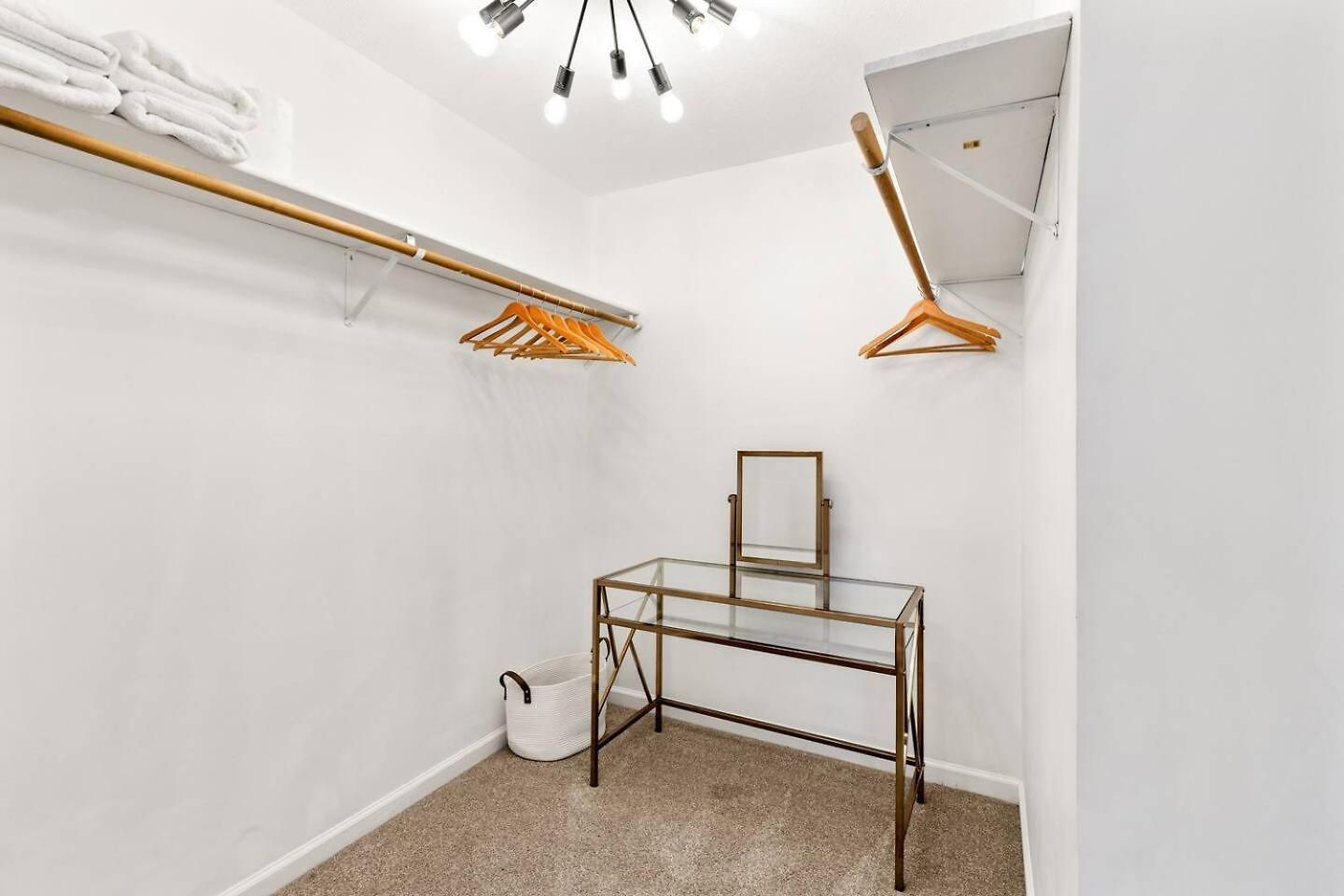 Perfect Sleep 20 Downtown 10 Queen Beds Holiday home Nashville