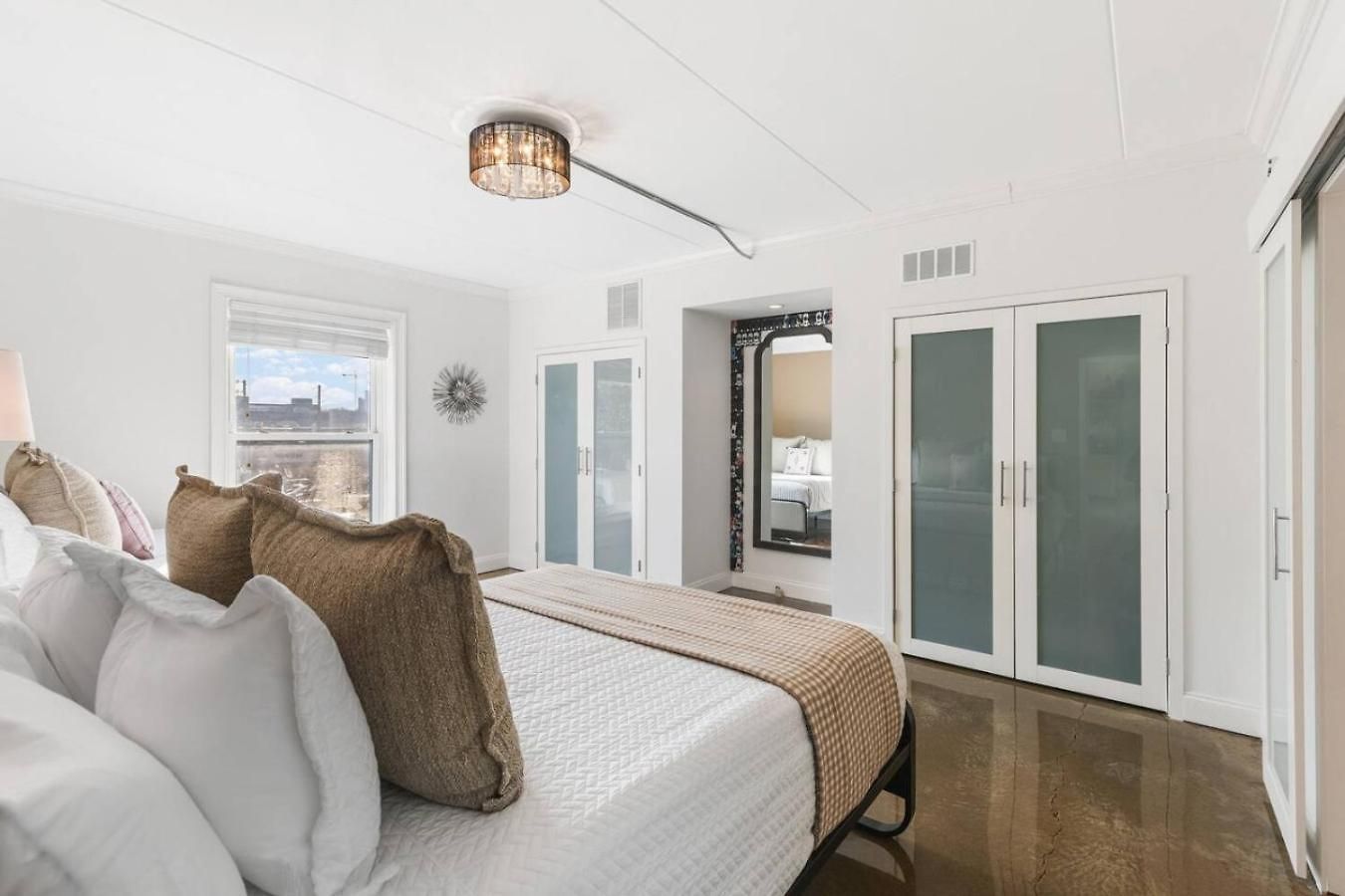 Holiday home Pool, Walk Restaurants Bars On Famous Music Row *