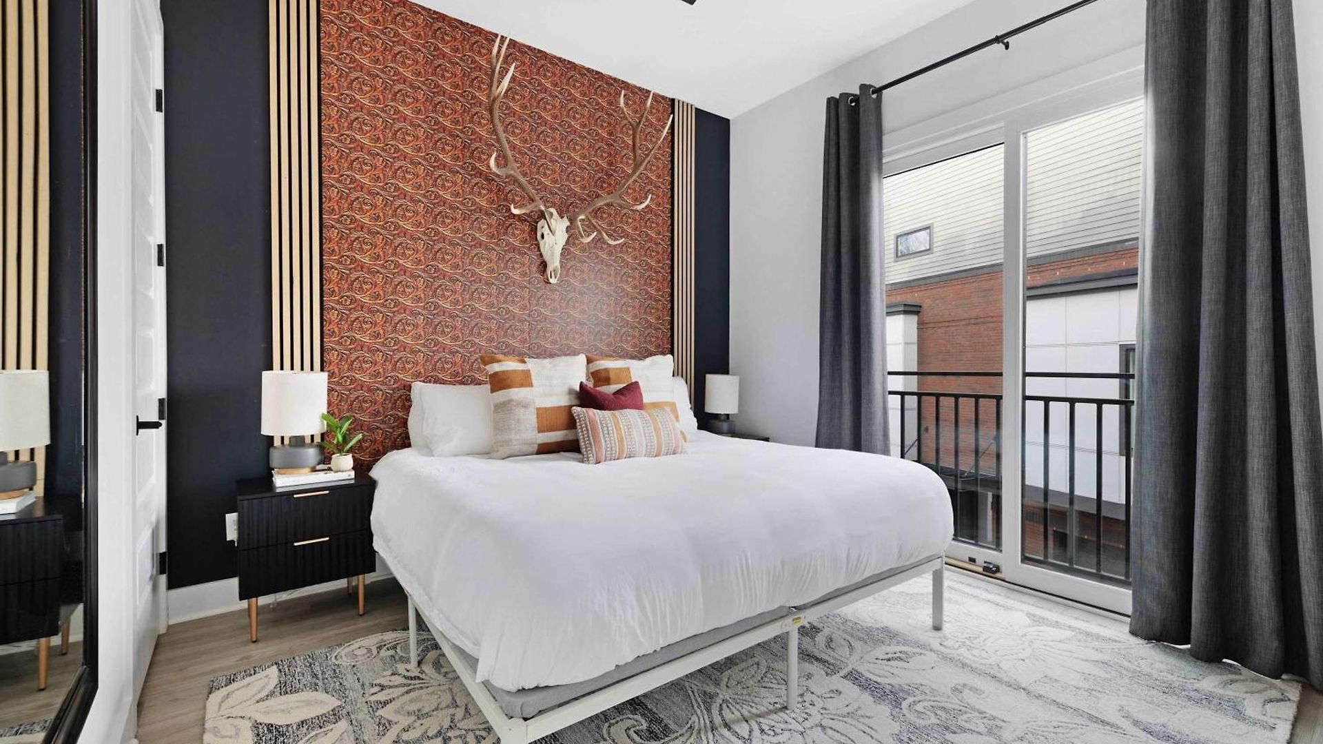 Holiday home The Bluestem - Stylish Design, Rooftop With Firepit! Nashville