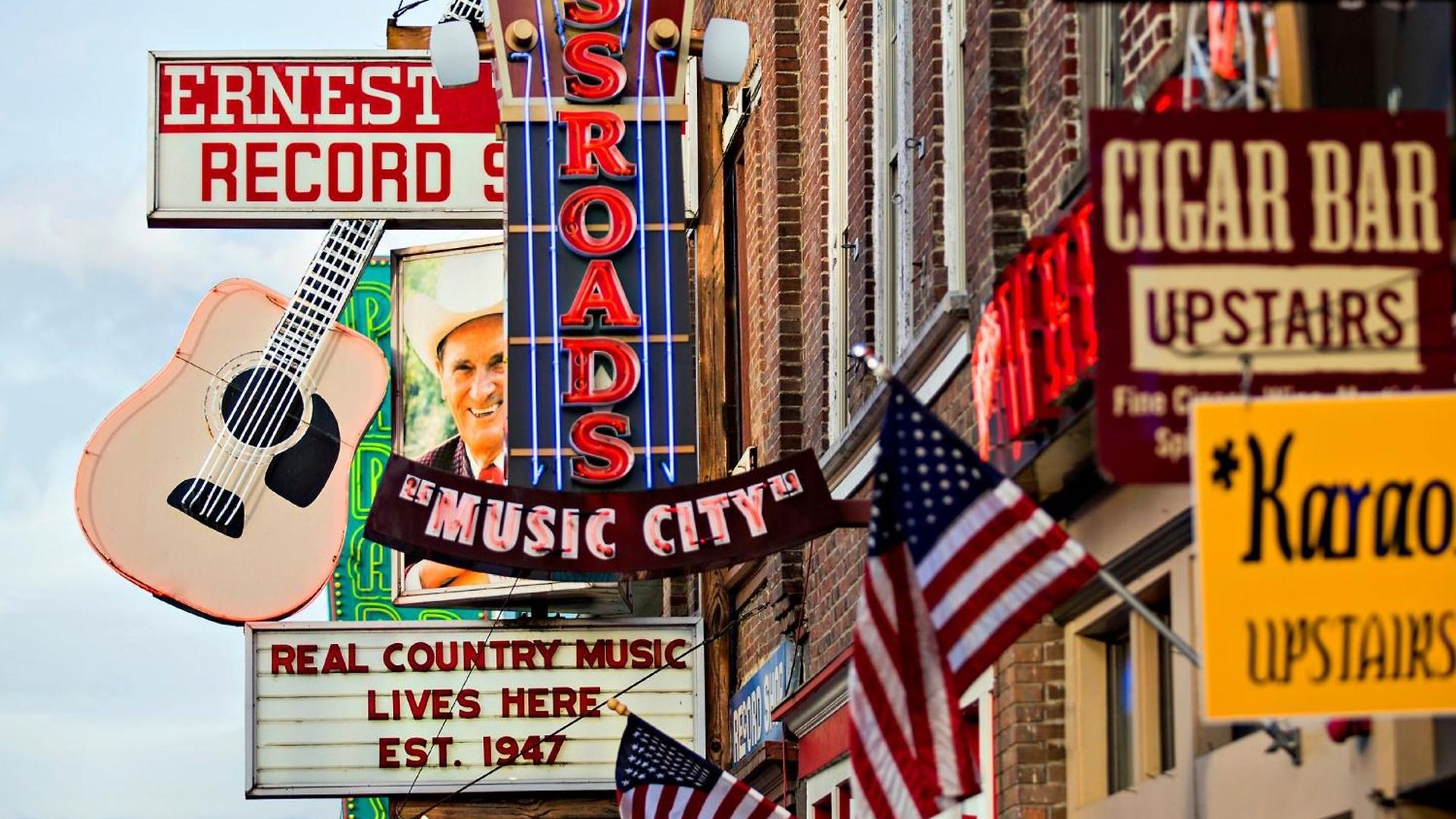 Hotel Express Nashville-downtown - Broadway By Ihg