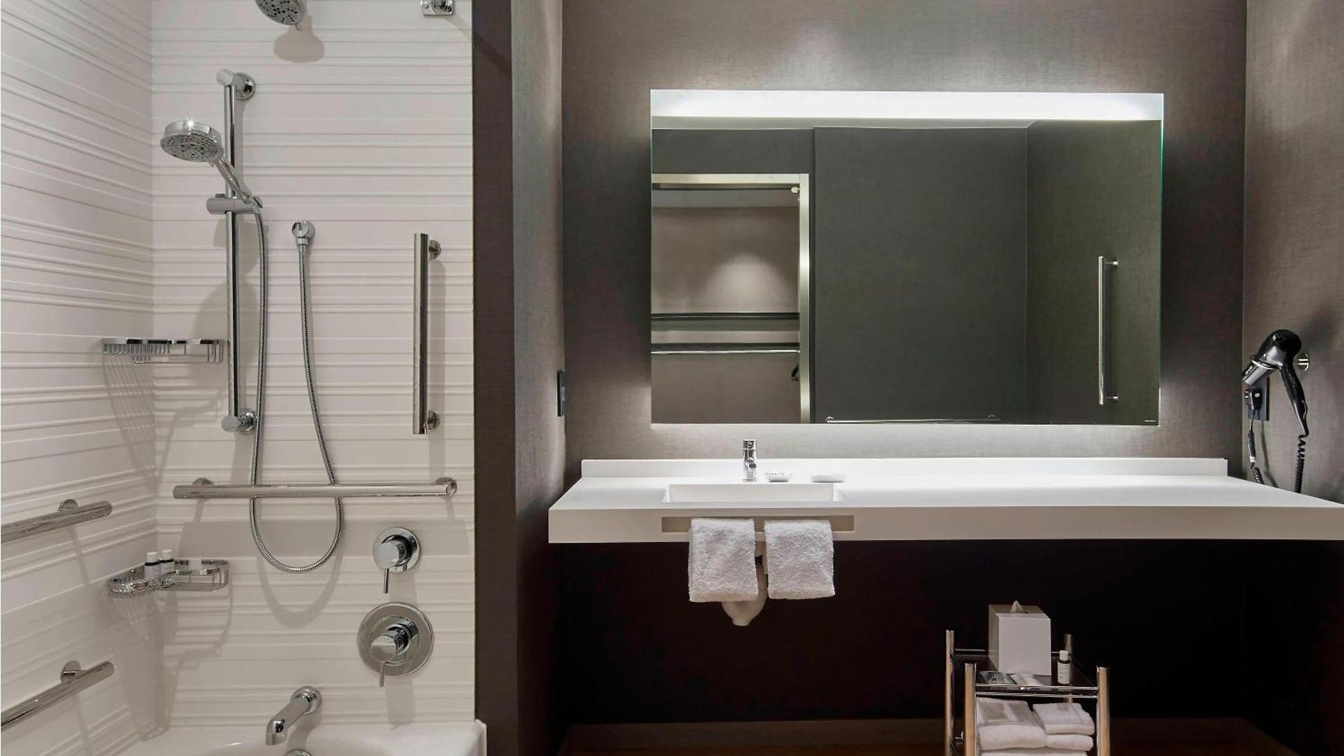Hotel Ac Downtown 4*