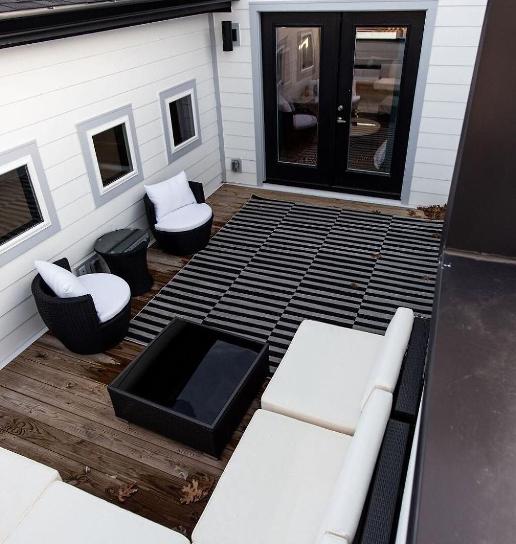 Holiday home Luxe Hillsboro Village Homes For 24 With 4 Patios, Rooftops And Garage Parking, Gourmet Kitchens And Smart Tvs, Walk To Vanderbilt, Pancake Pantry And Fido, 24hr Hospitality, 10 Min To Broadway And The Parthenon Nashville