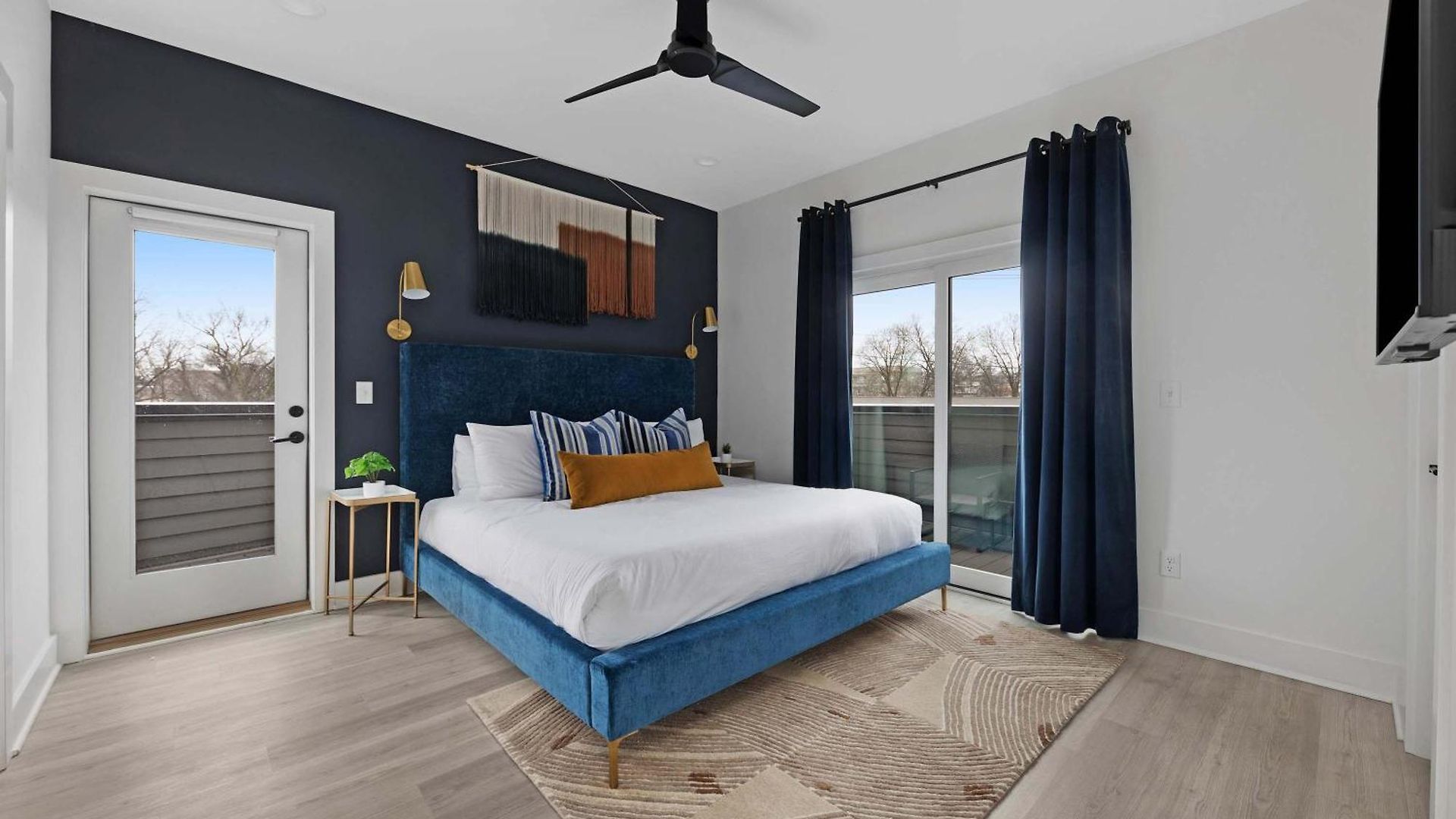The Iris - Walk To Dining And Nightlife Rooftop! Holiday home