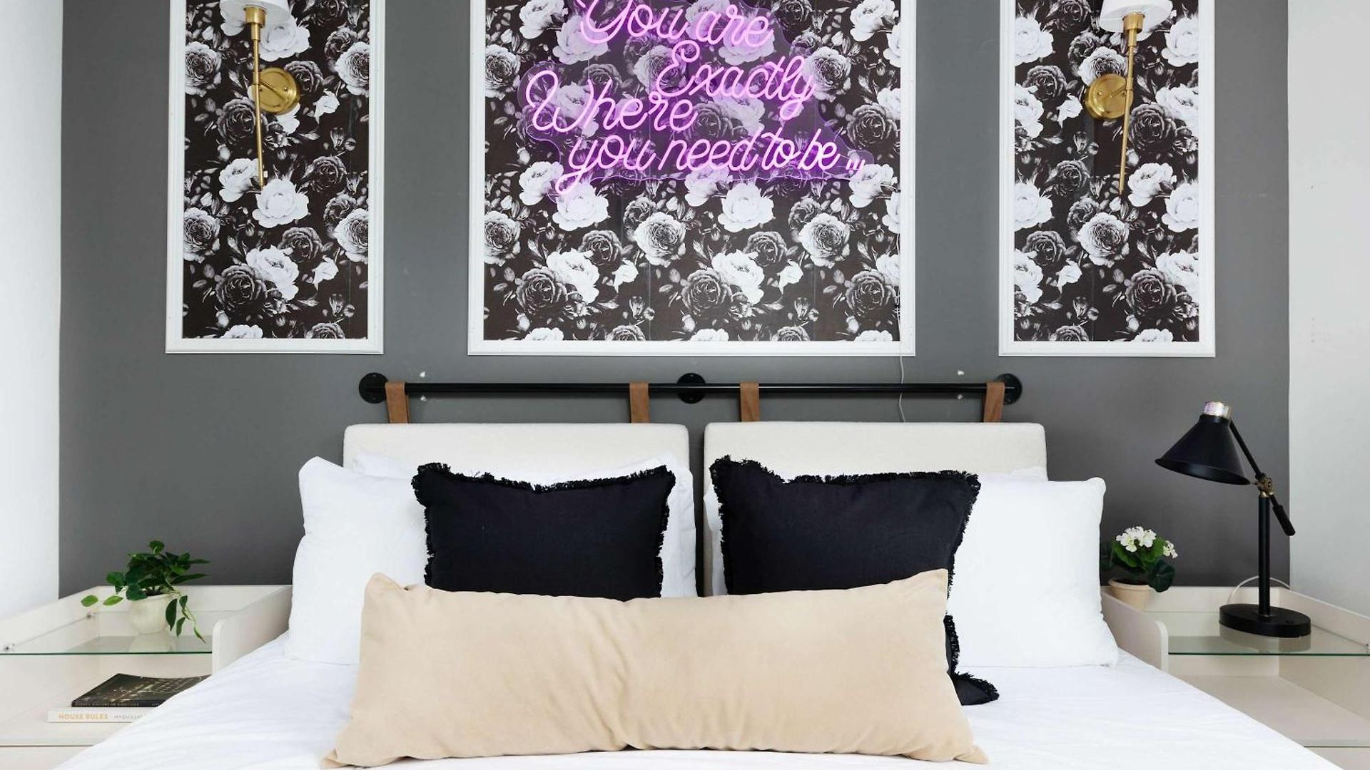 The Azalea - Walk To Dining & Nightlife, Rooftop! Holiday home Nashville