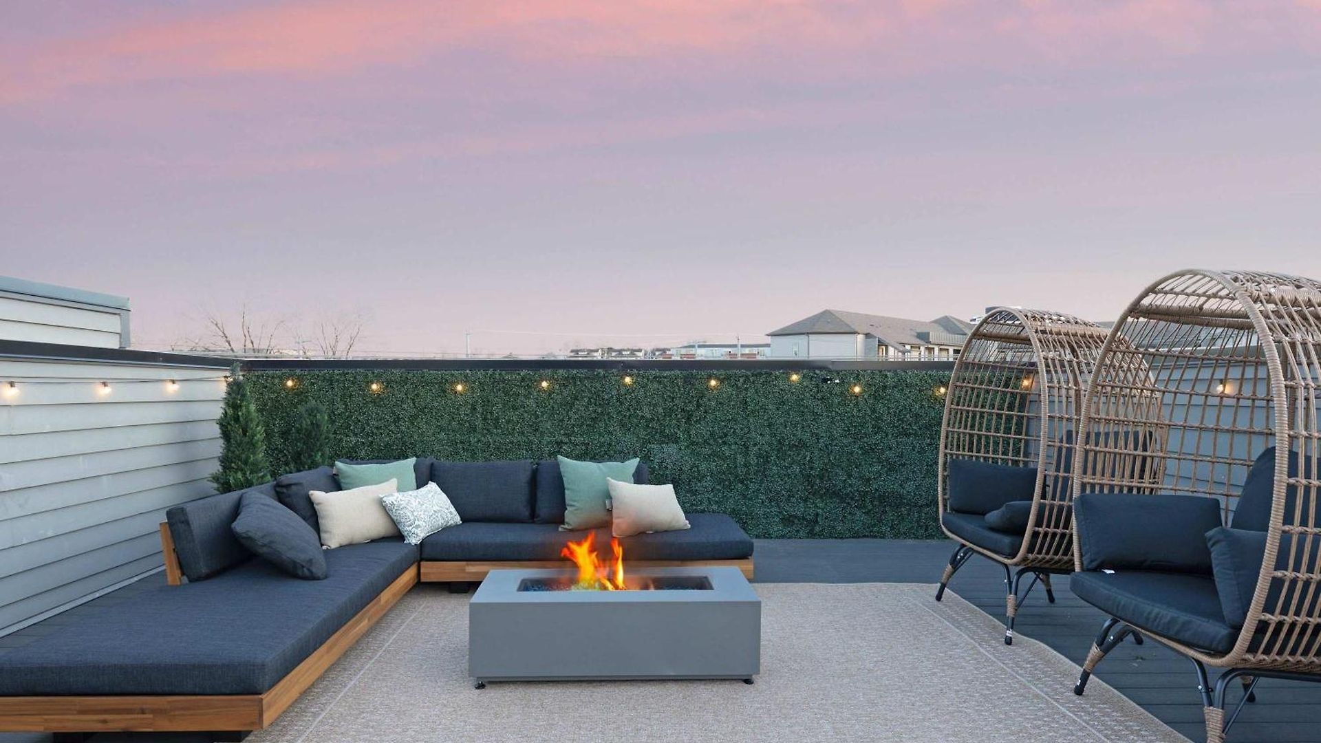 The Aster - Rooftop Patio 2 Miles To Broadway Nashville