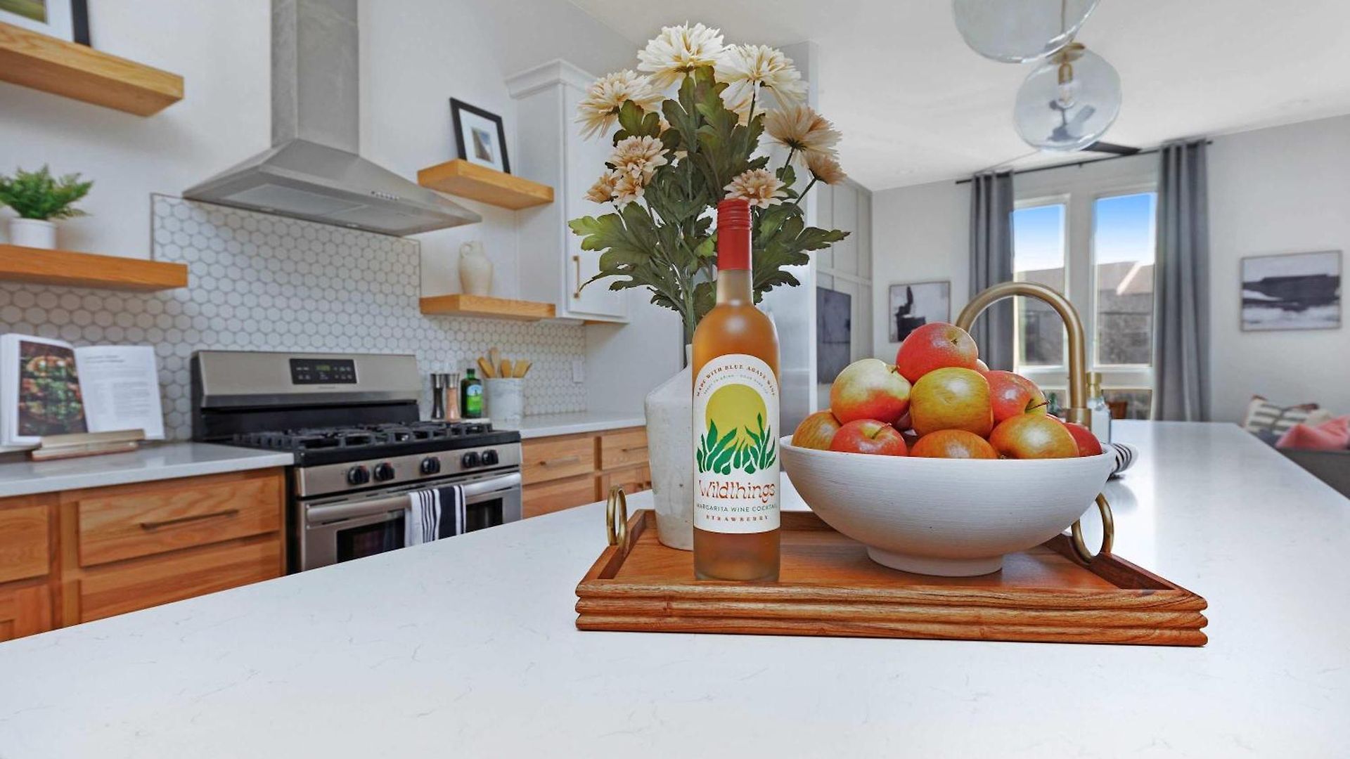The Camellia - Rooftop Patio & Dog Friendly! *
