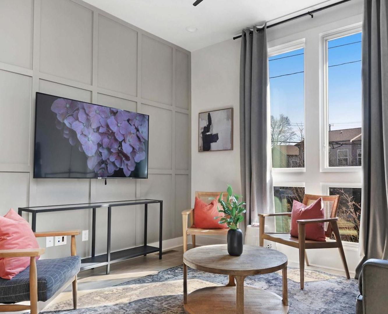 The Camellia - Rooftop Patio & Dog Friendly! * Nashville