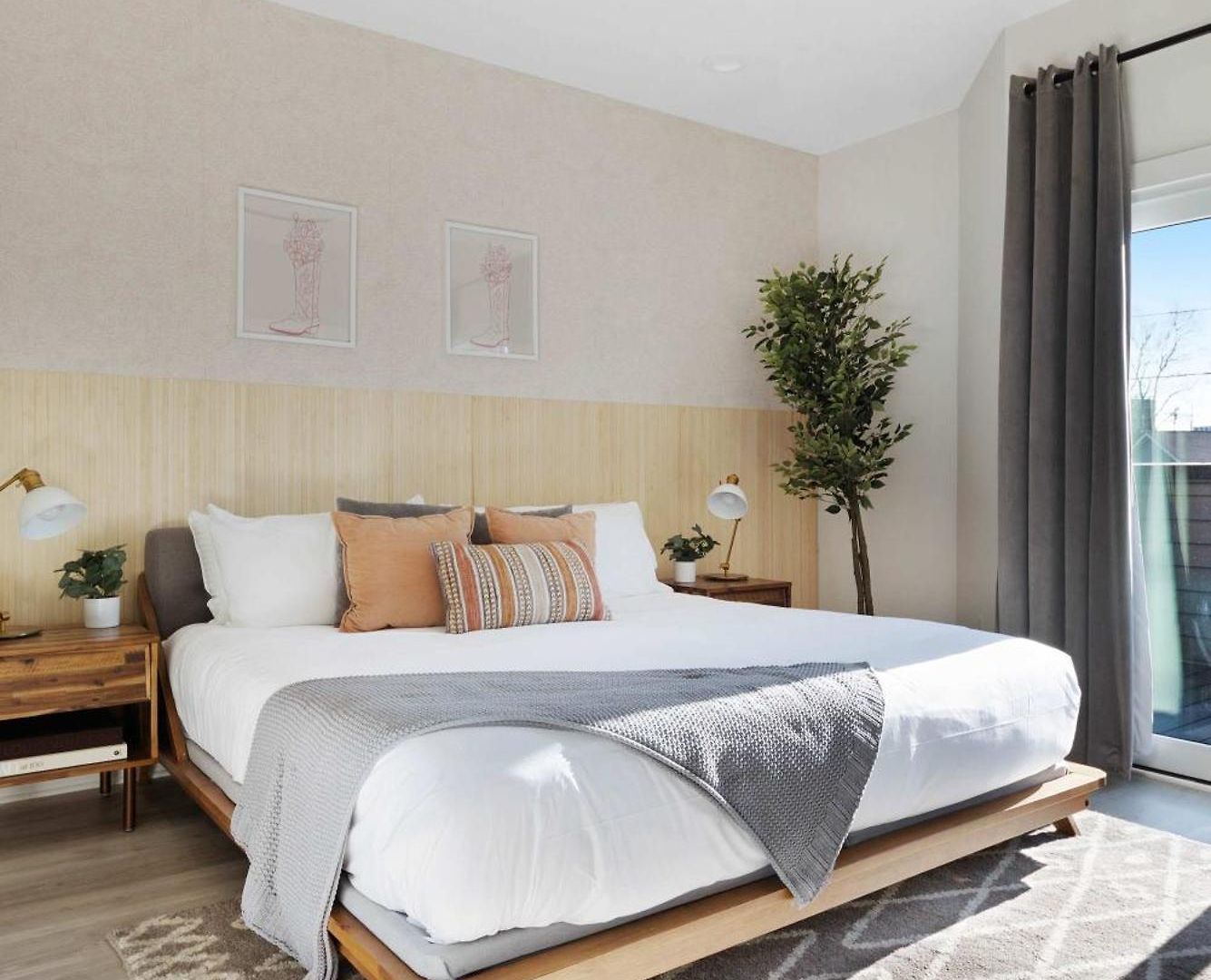 Holiday home The Camellia - Rooftop Patio & Dog Friendly! Nashville