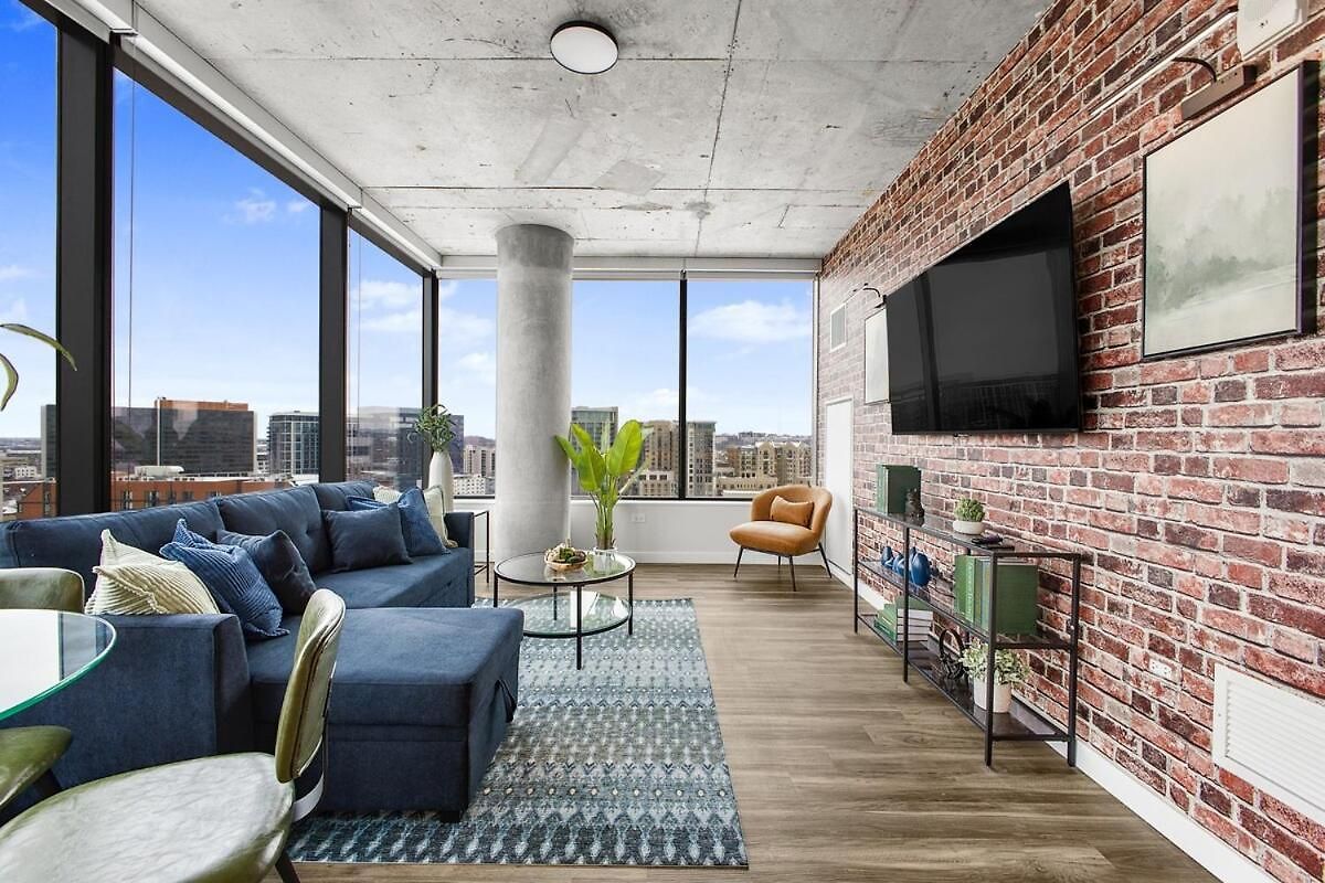 The Industrial Downtown Apartment Nashville