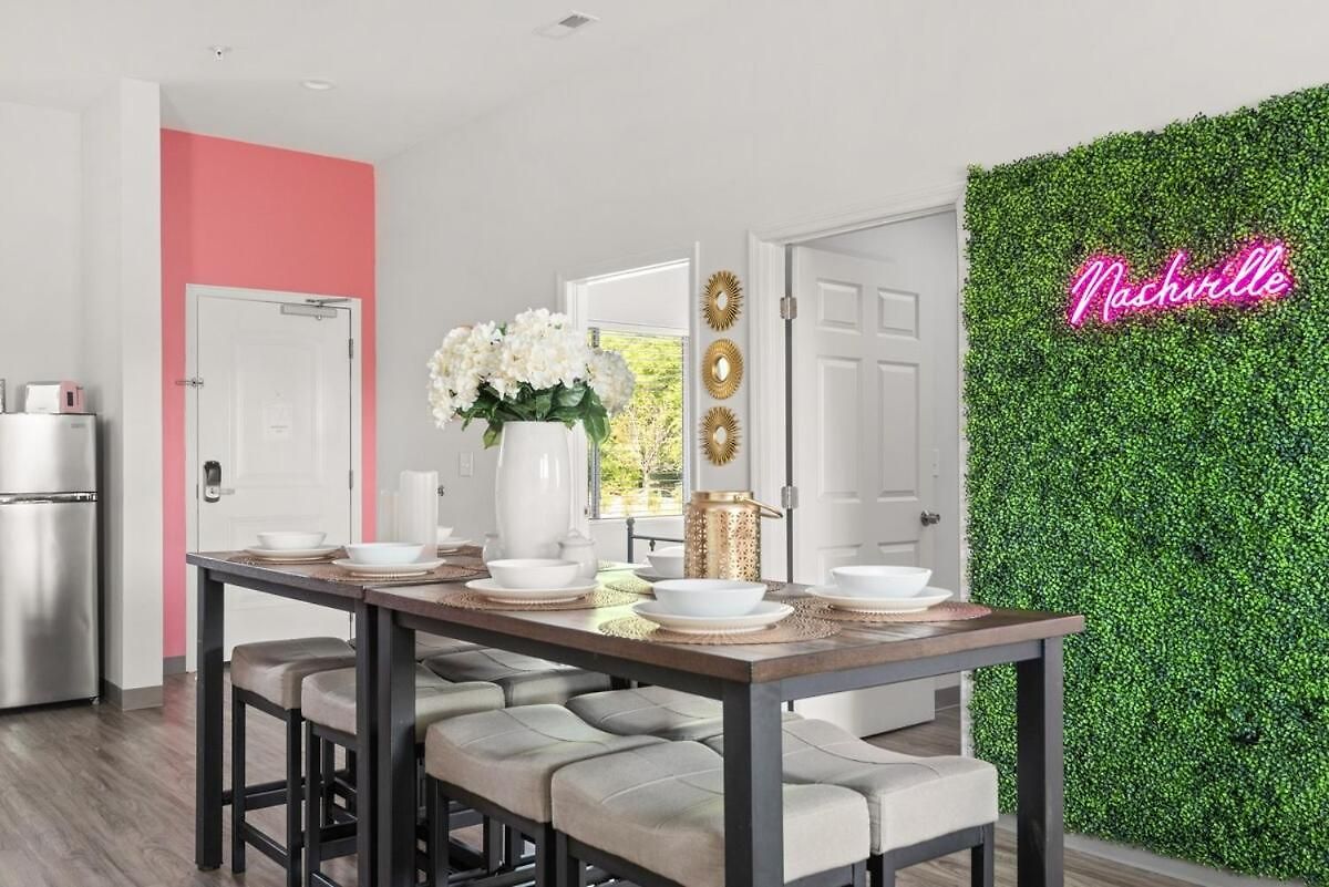 4br Condo, Sleeps 13 - Free Parking