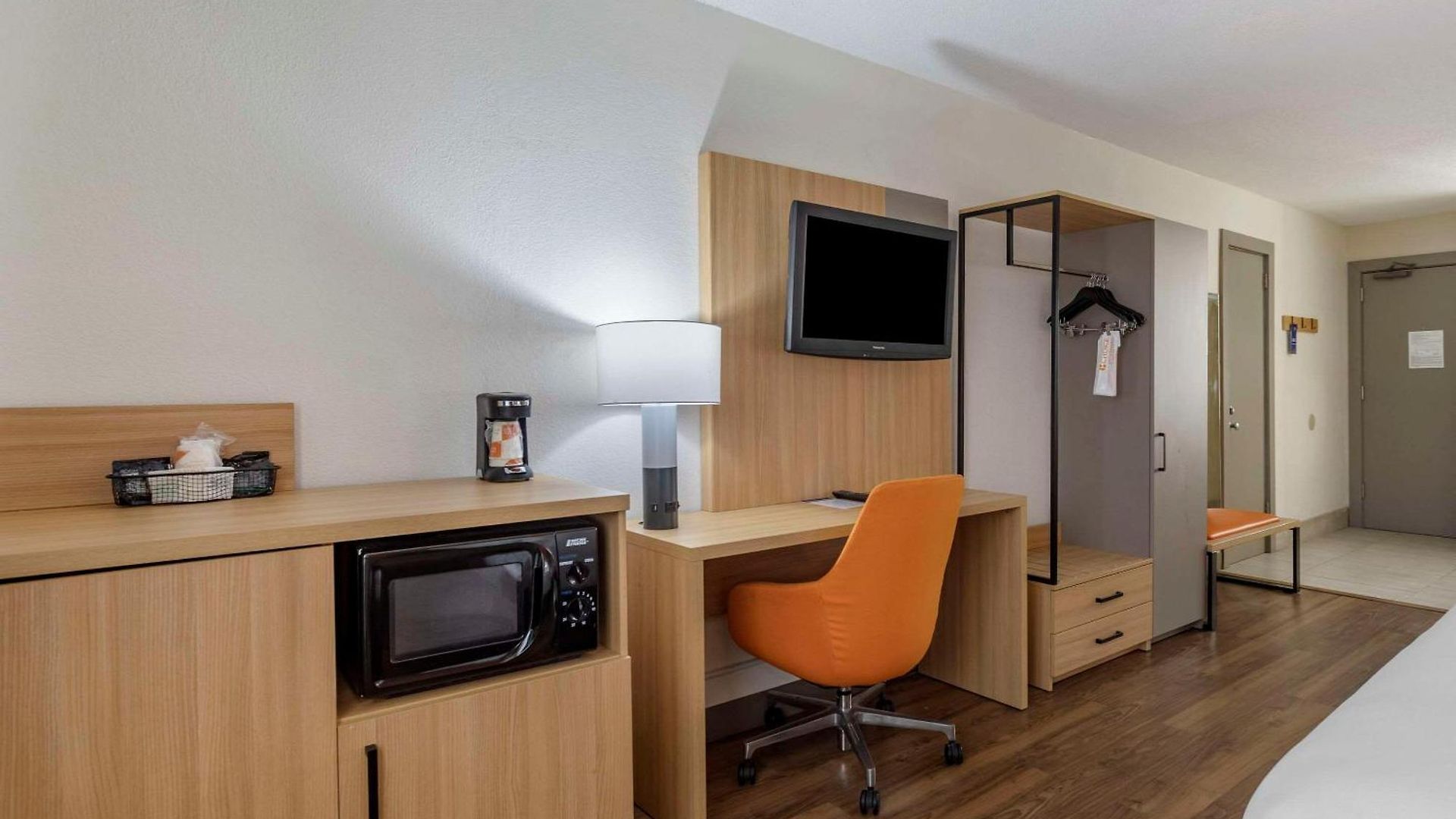 Hotel Comfort & Downtown - Stadium Nashville