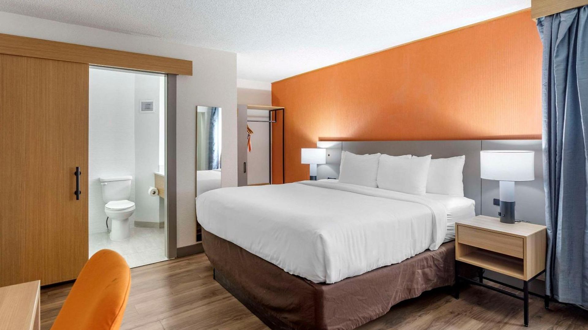 Comfort & Downtown - Stadium Hotel