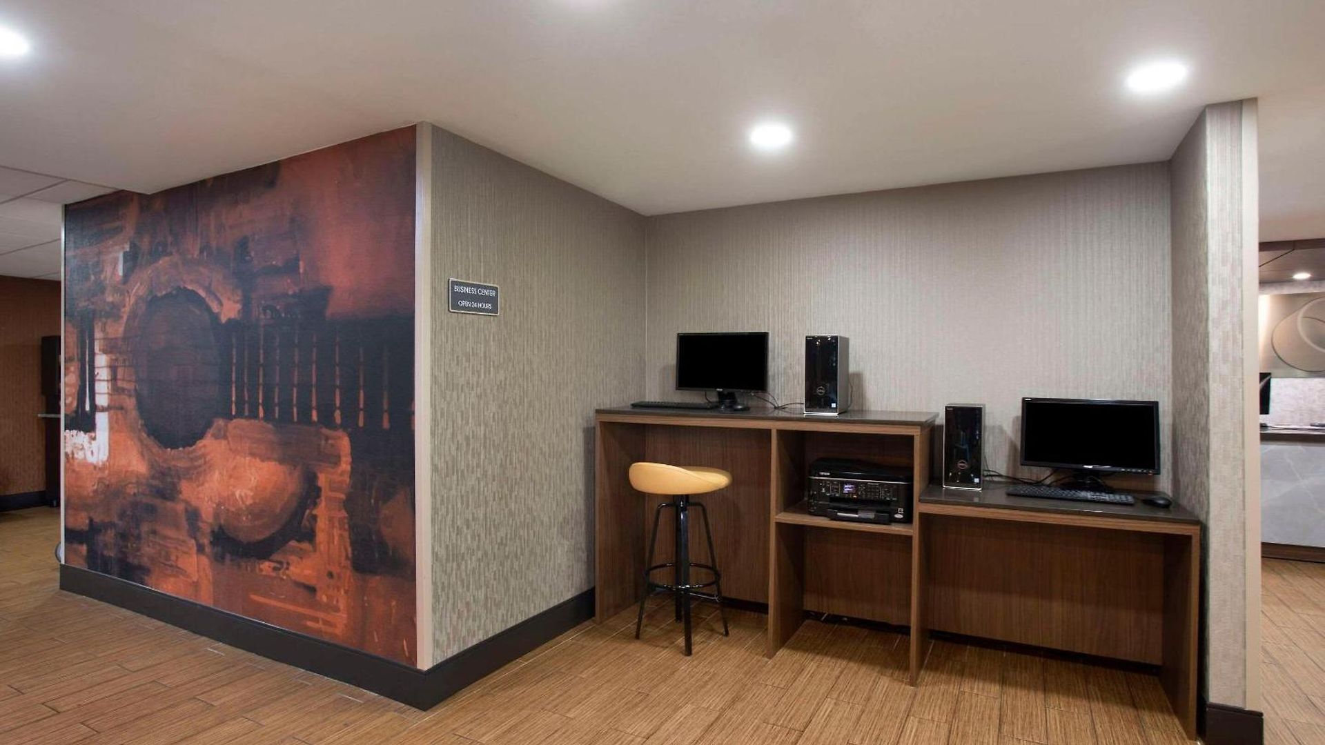 Hotel Comfort & Downtown - Stadium Nashville