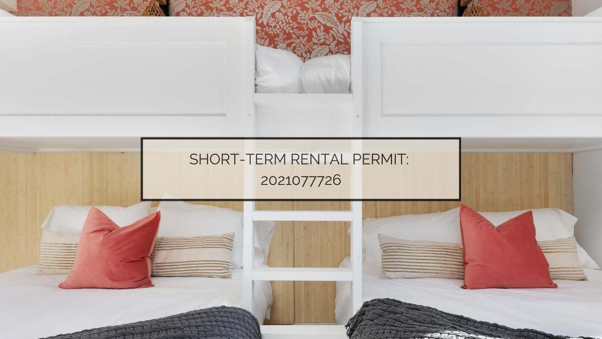 The Camellia - Rooftop Patio & Dog Friendly!