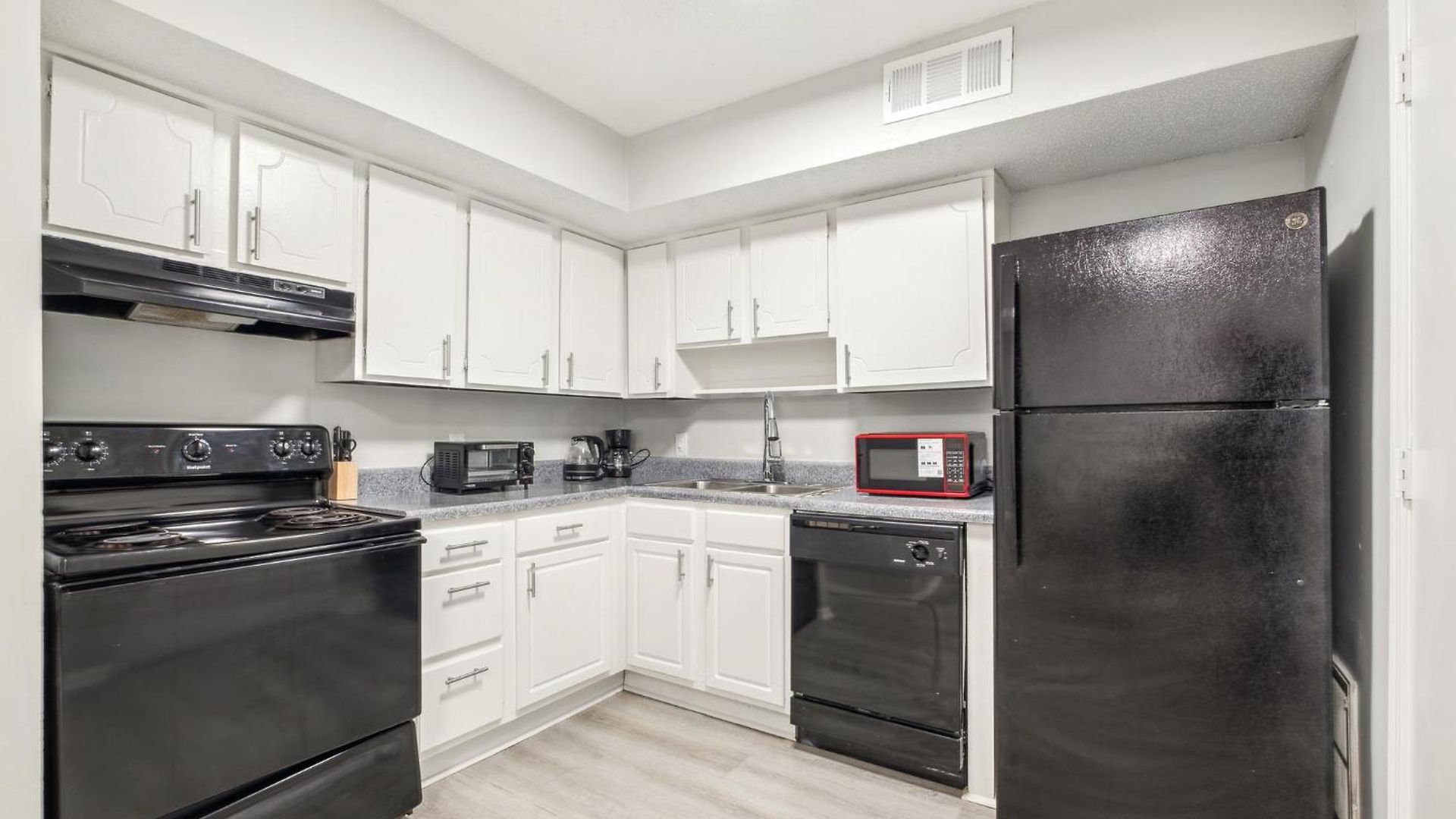 Brentwood U5 I Cozy & Comfy I 2bd I Free Parking