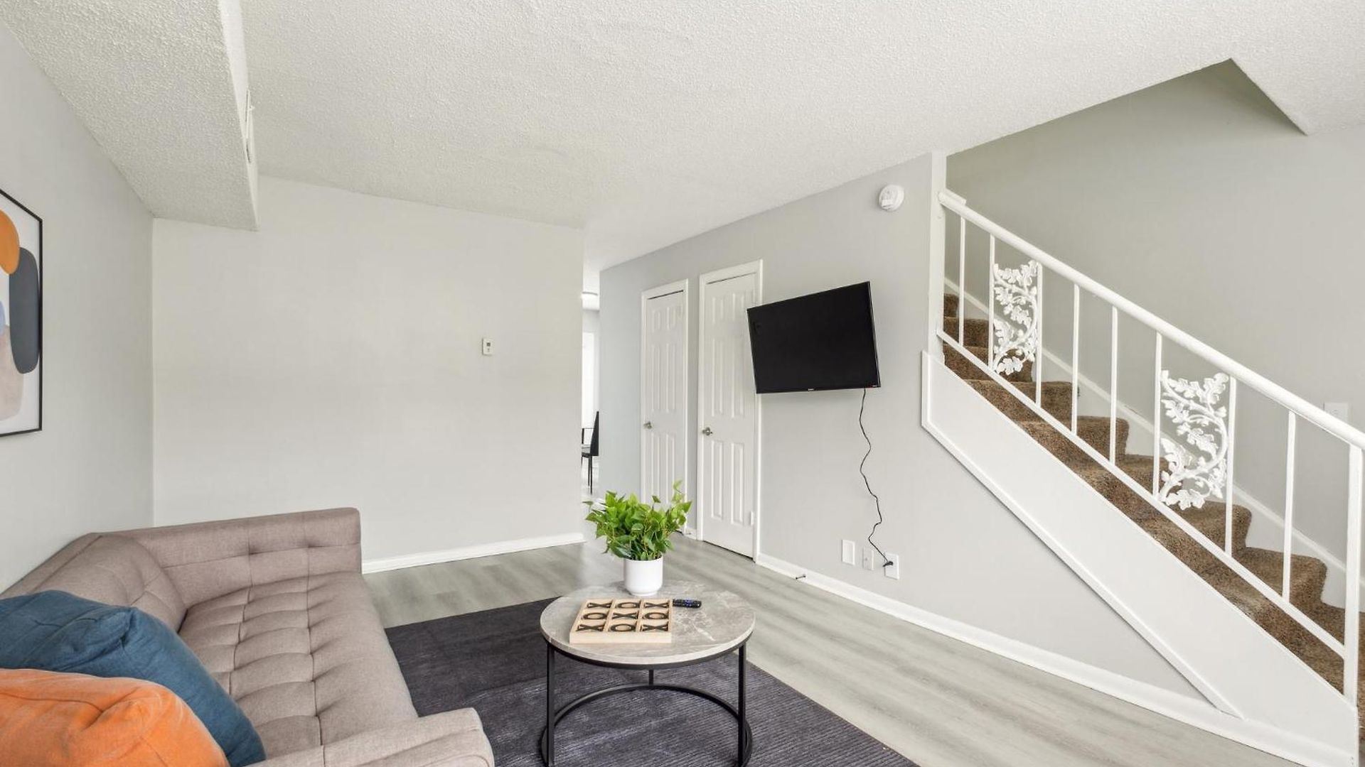 Brentwood U5 I Cozy & Comfy I 2bd I Free Parking Apartment *