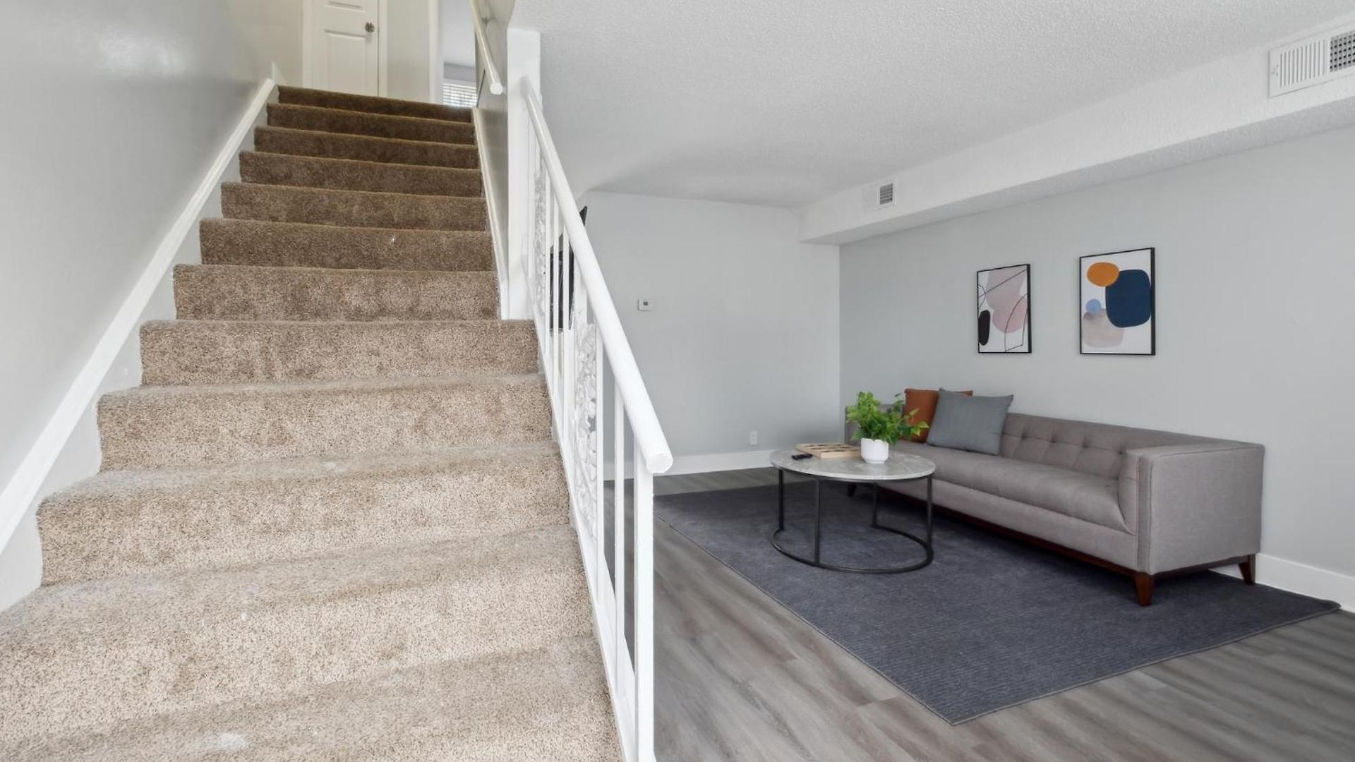 Brentwood U4 I Cozy & Comfy I 2bd I Free Parking *