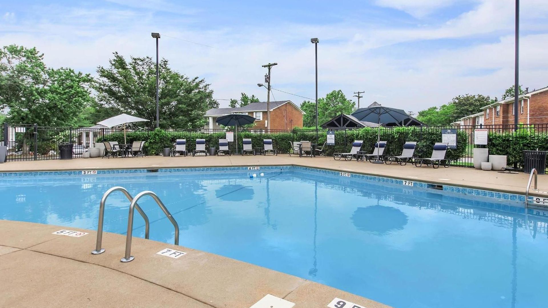 Brentwood U11 I Cozy & Comfy I 2bd I Free Parking Apartment