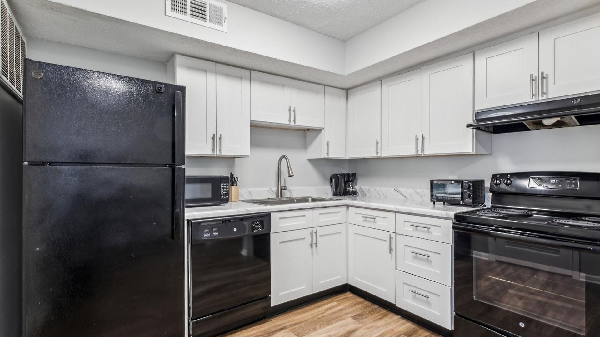 Brentwood U10 I Cozy & Comfy I 2bd I Free Parking Nashville