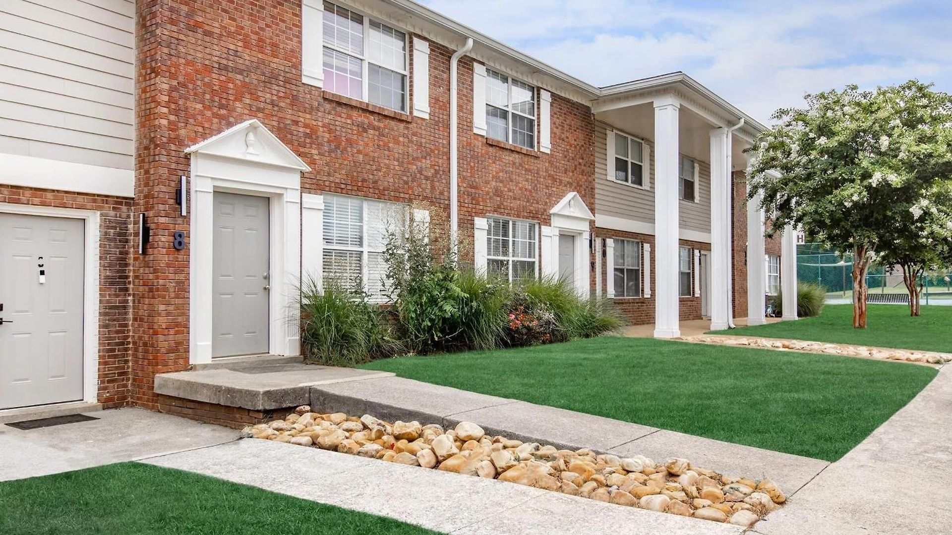 Brentwood C4 I Cozy & Comfy I 2bd I Free Parking Apartment *