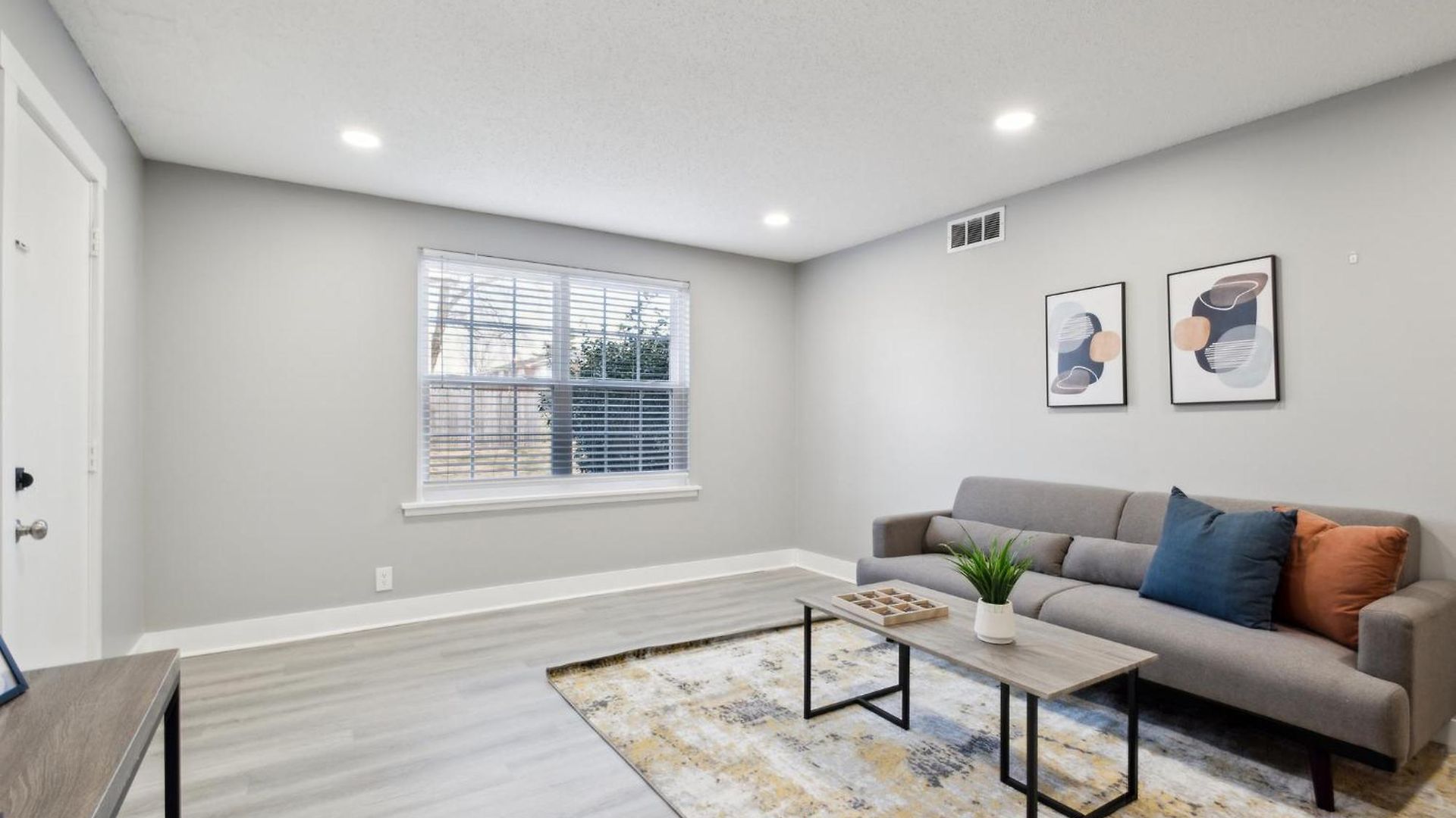 Brentwood C4 I Cozy & Comfy I 2bd I Free Parking *
