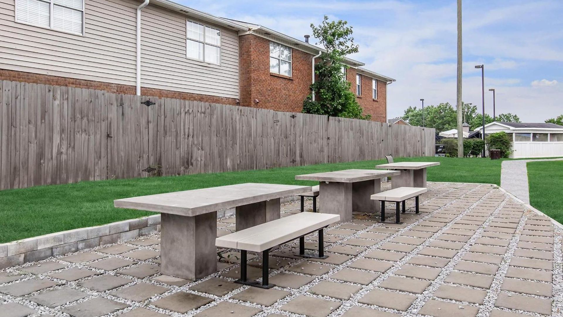 Brentwood C4 I Cozy & Comfy I 2bd I Free Parking Apartment